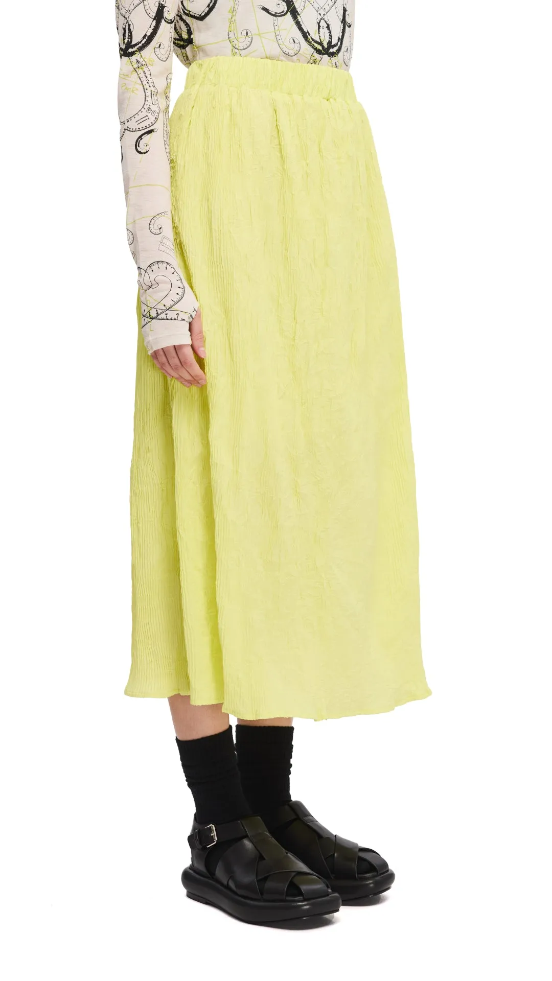 Pleated Skirt Clean Finish Streetwear Look