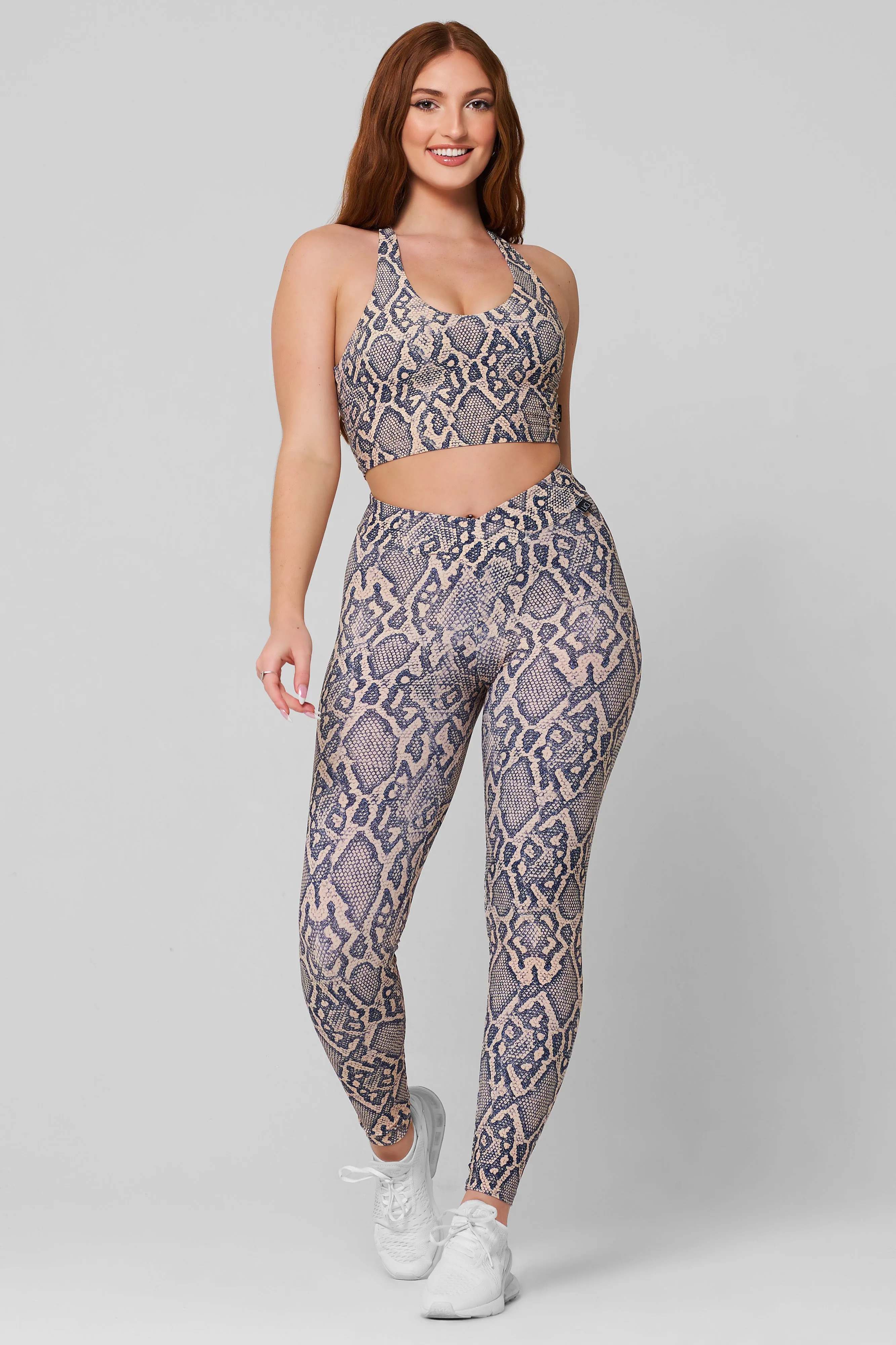HeavyDuty Zipper Easy Go Python V-Cut Scrunch Legging