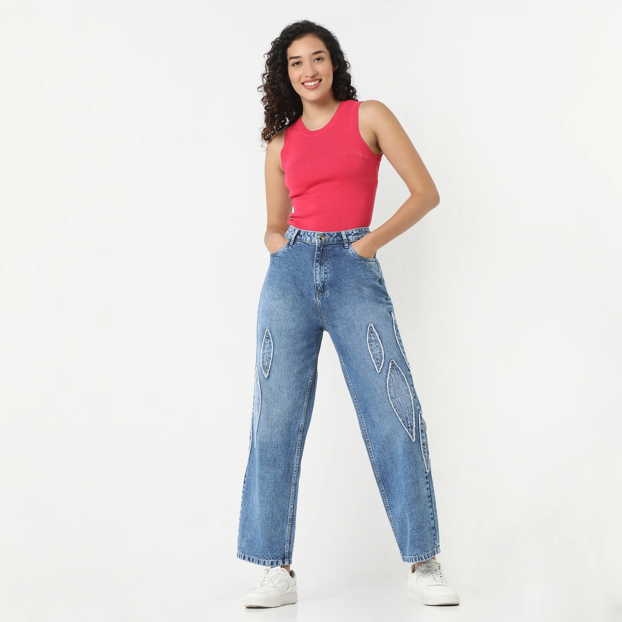 Highwaist Straight Fit Patch Denim CompactPackaging Reinforced Edges