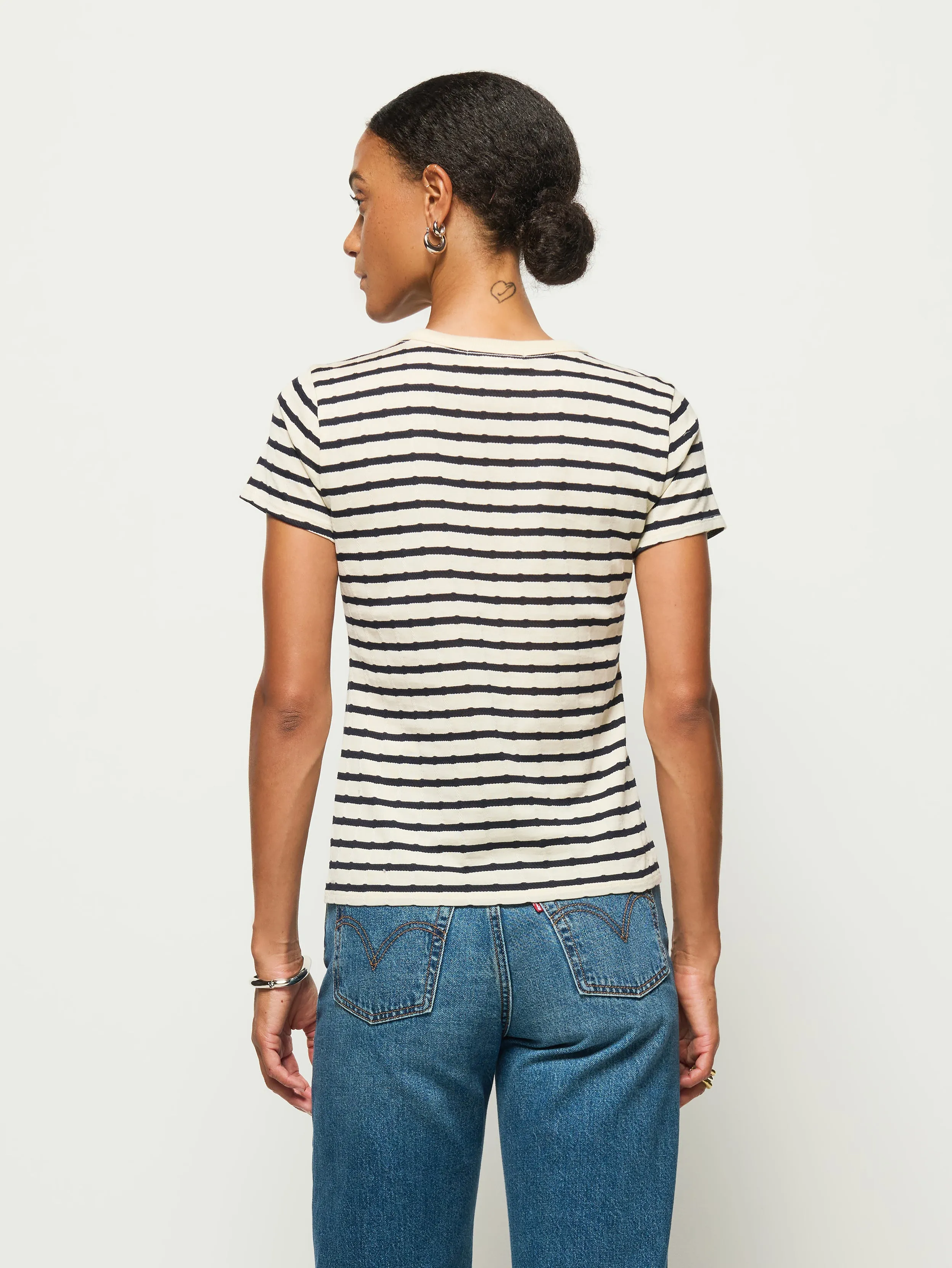 Laurence Tee ThermalRegulating Layer ZeroIrritationLabels