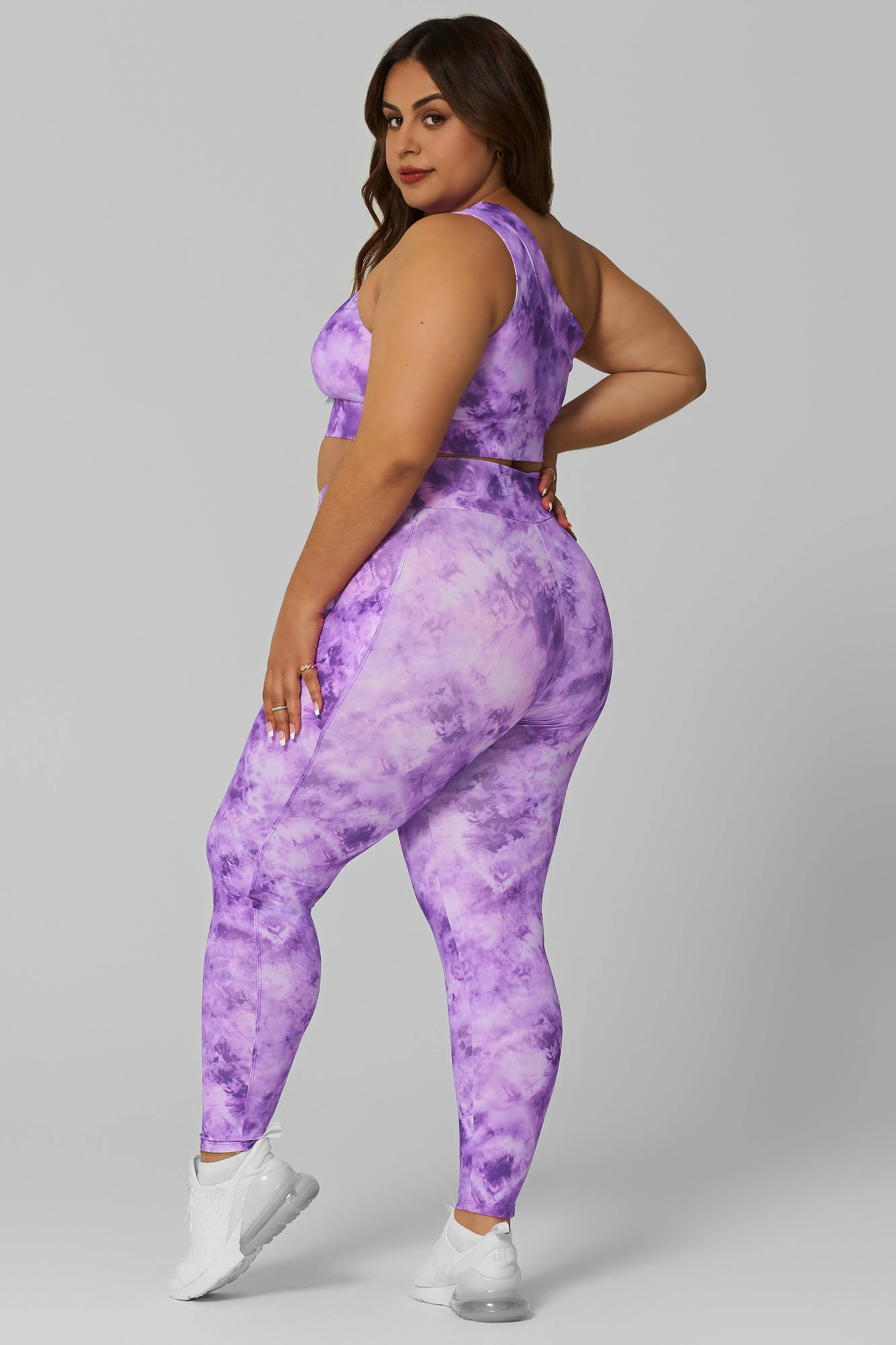 Chic Edge Groove Pocket Legging