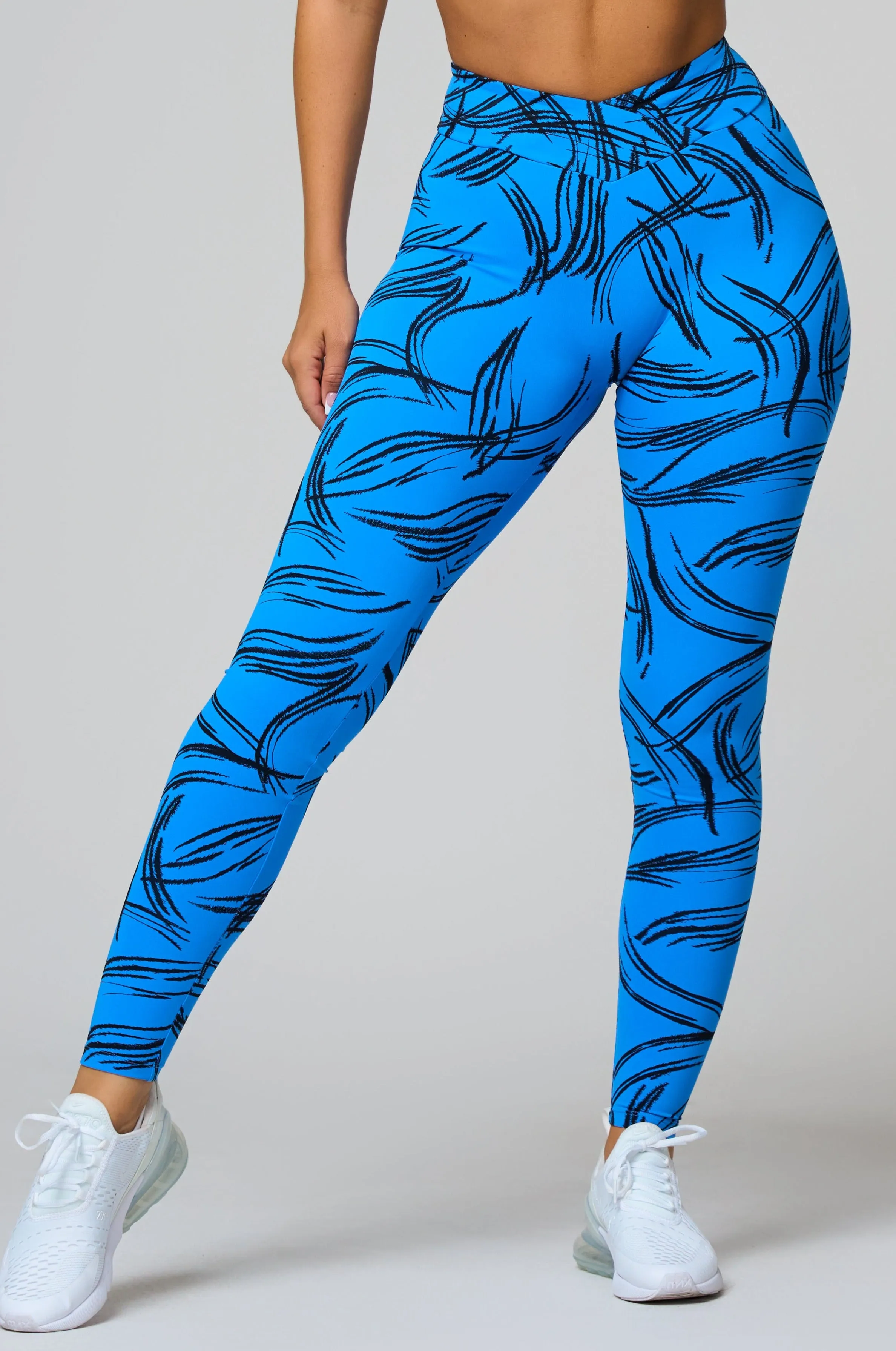 Fire Glow Azul V-Cut Scrunch Legging