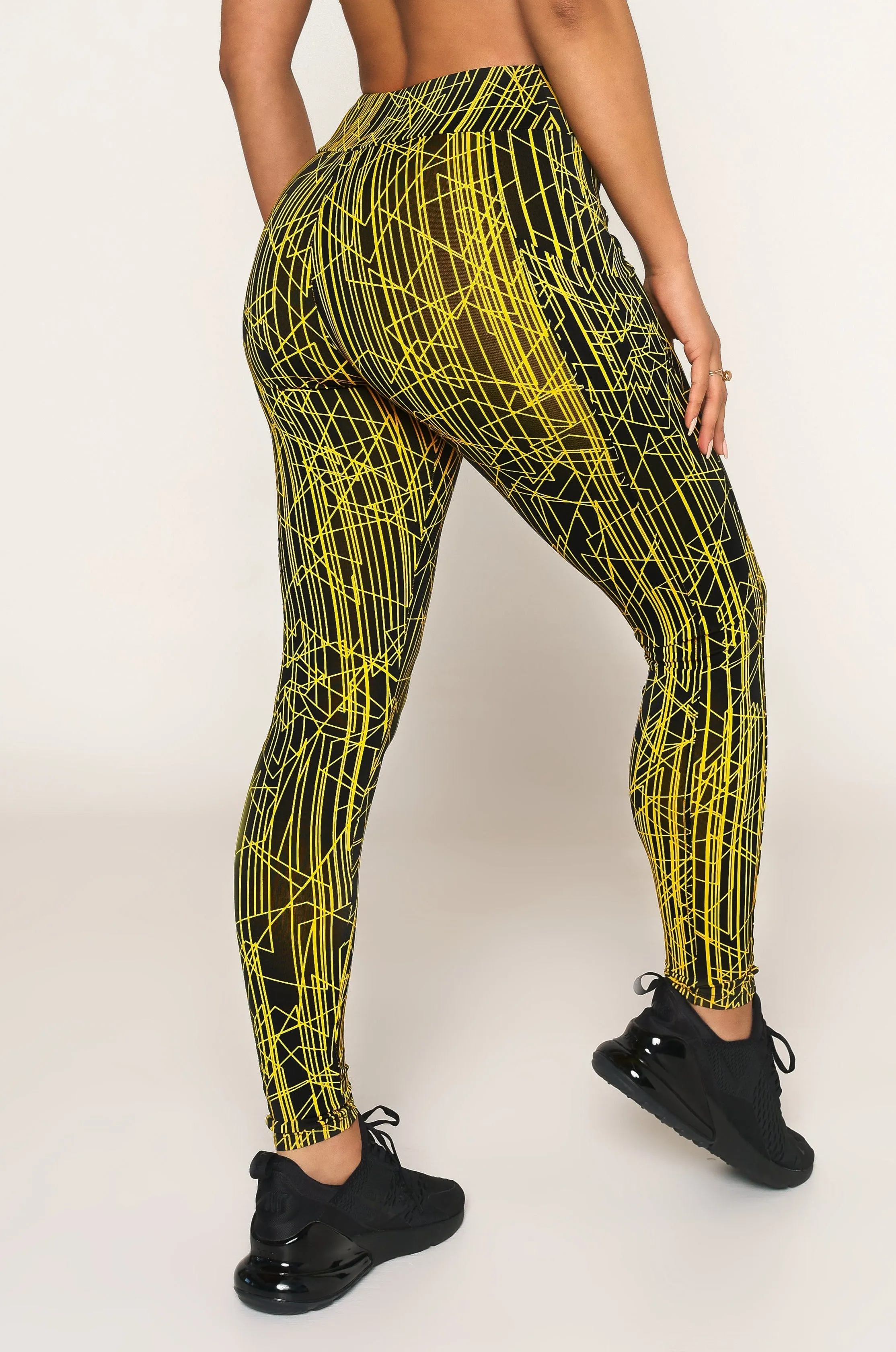 Pulse Pocket Legging Trend Base DoubleStitchedSeams
