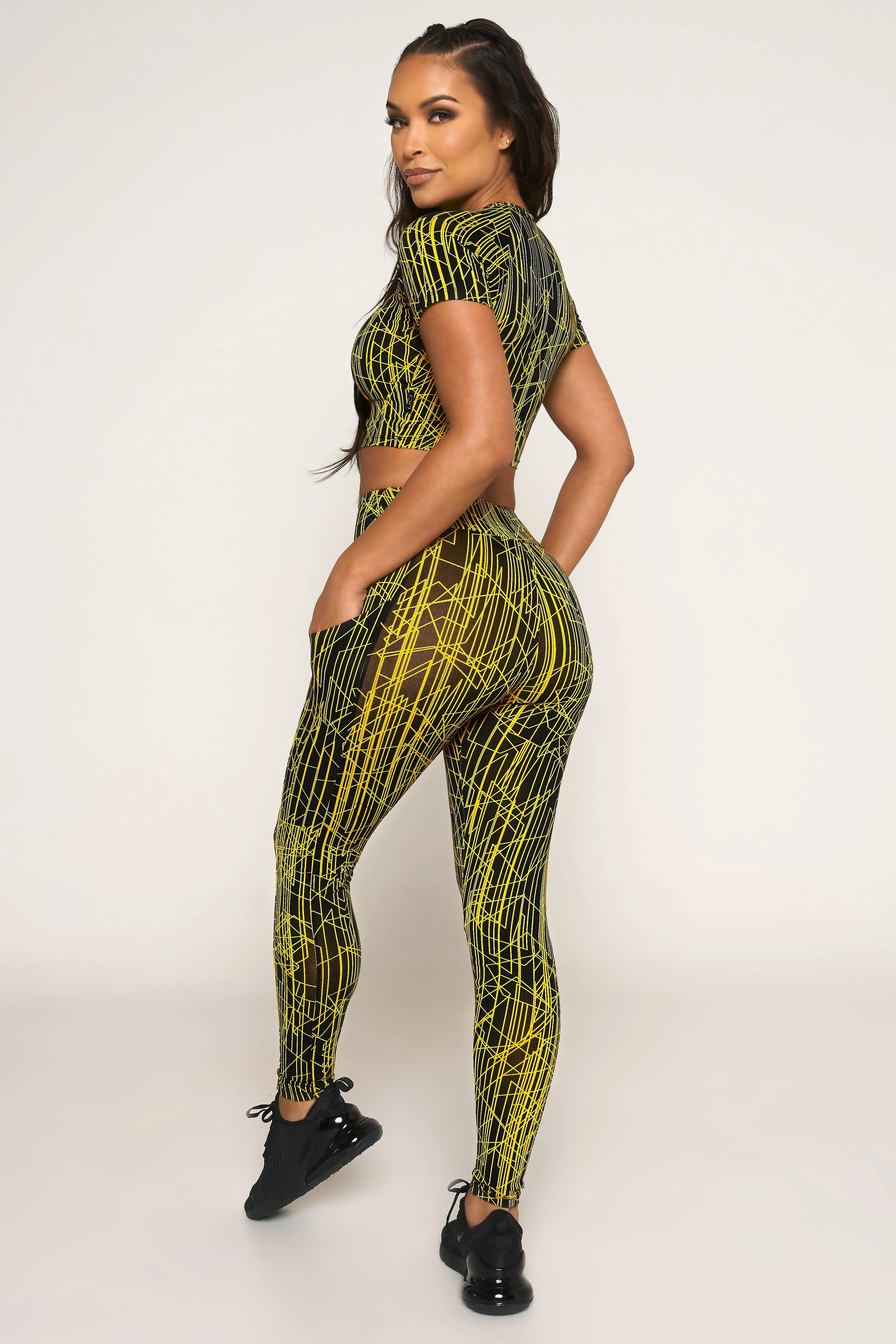 Tech Edge ConvertibleStyle Pulse Pocket Legging