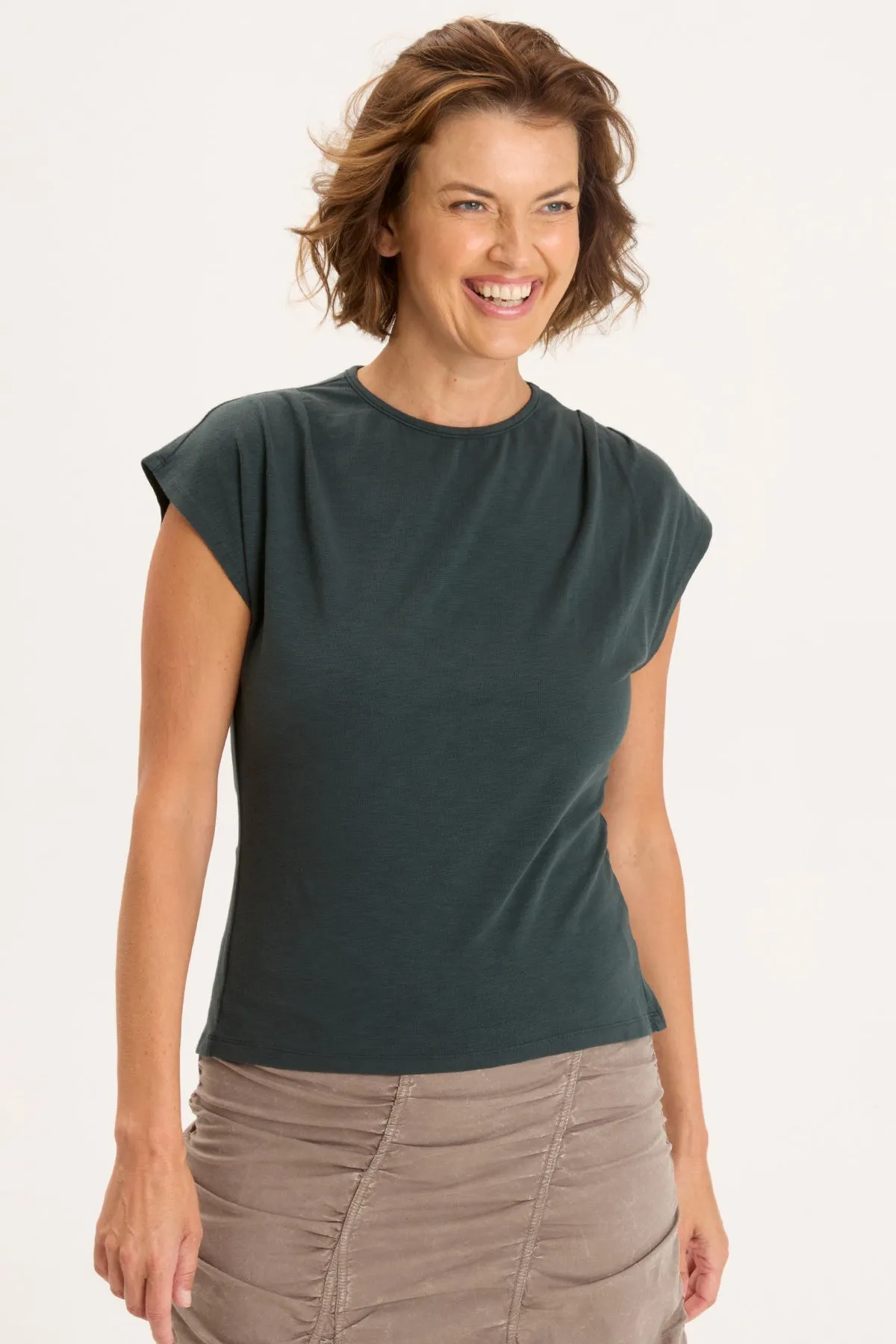 LowMaintenanceMaterial Aerated Seam Placement Slub Arwen Top