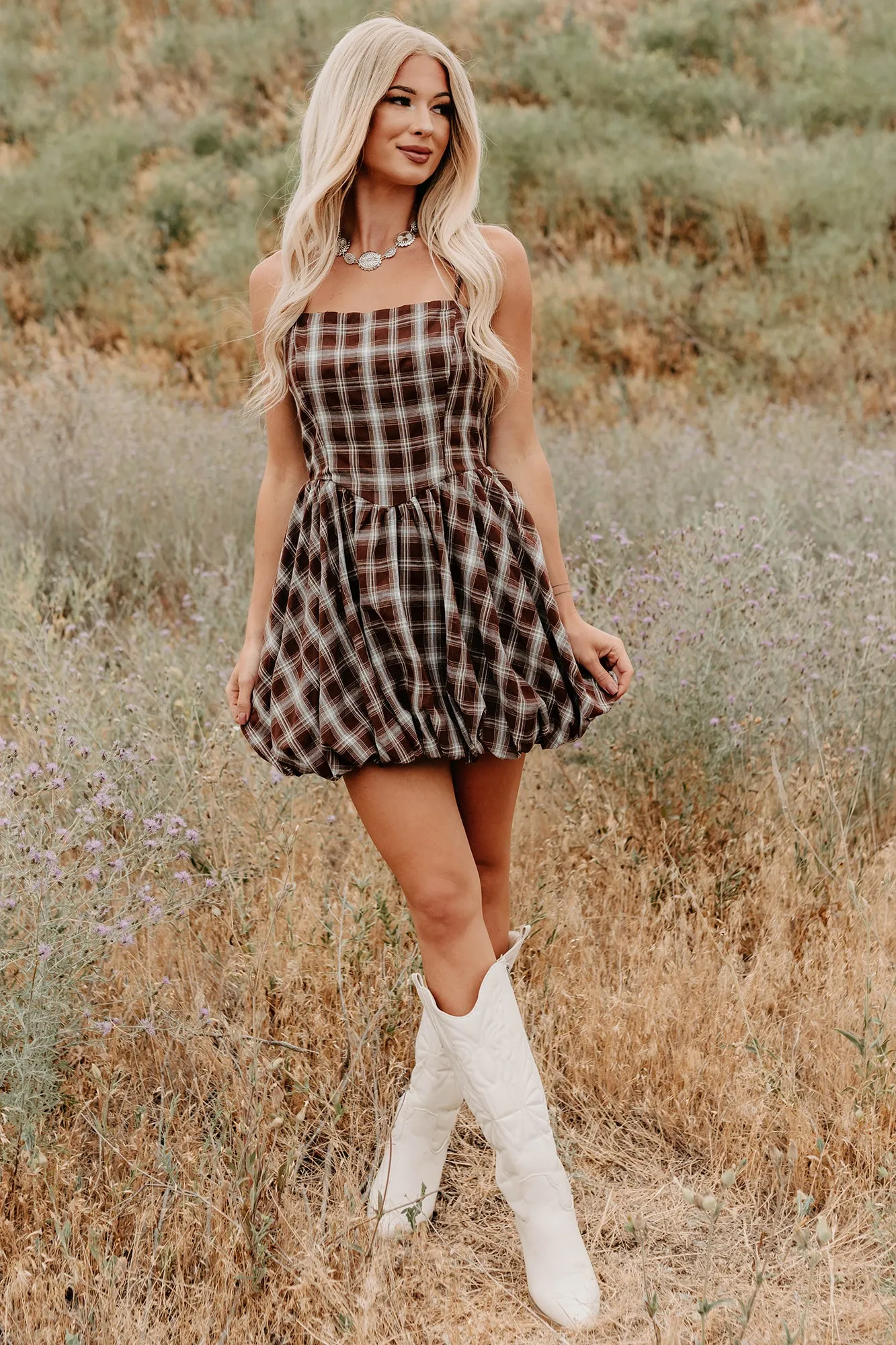 Simple yet chic mini Plaid & Puff Bubble Hem Mini Dress (Brown)
