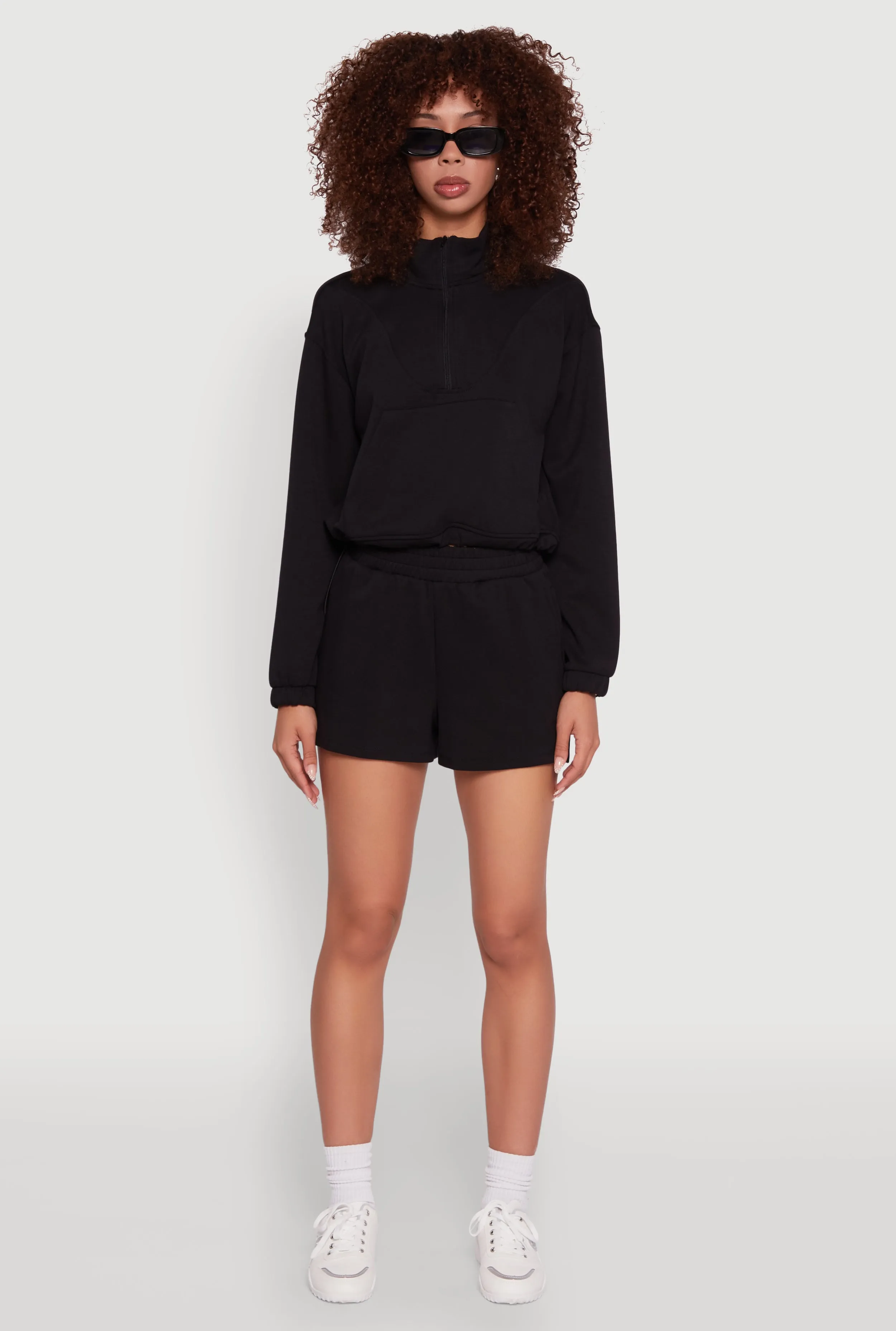 Elastic Waist Side Slit Sweatshorts Fashion Accessory