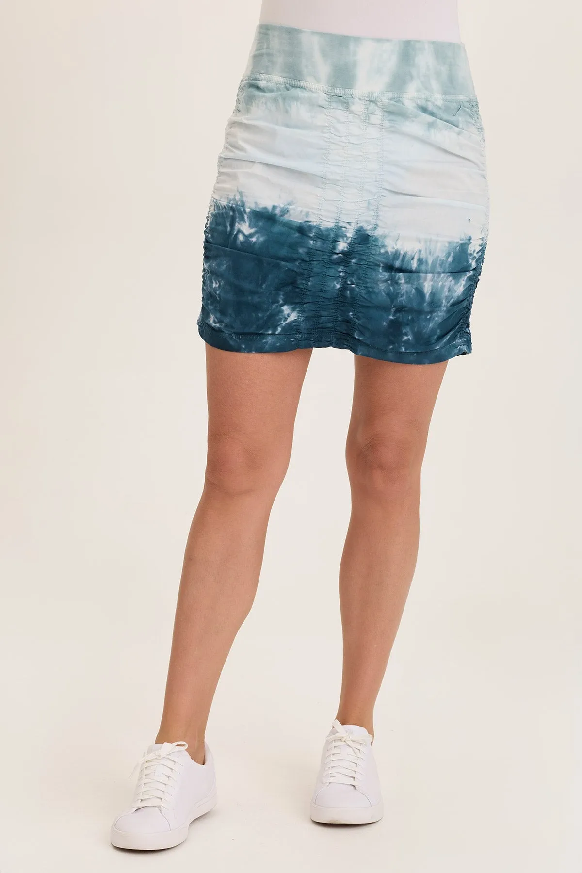 The Trace Skirt Skin Hug Flash Core