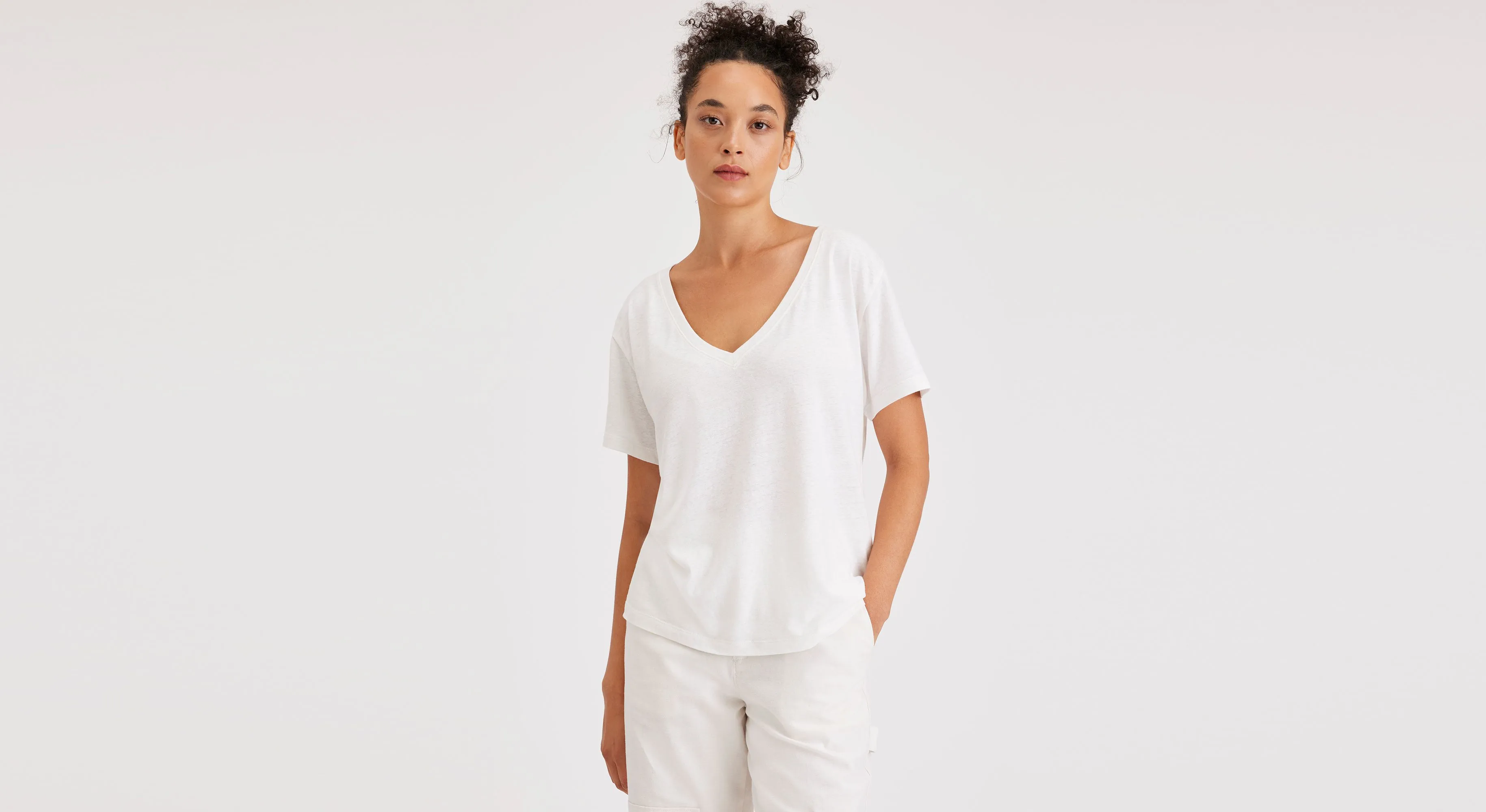 SnagResistant Weave Deep V-Neck Tee, Regular Fit