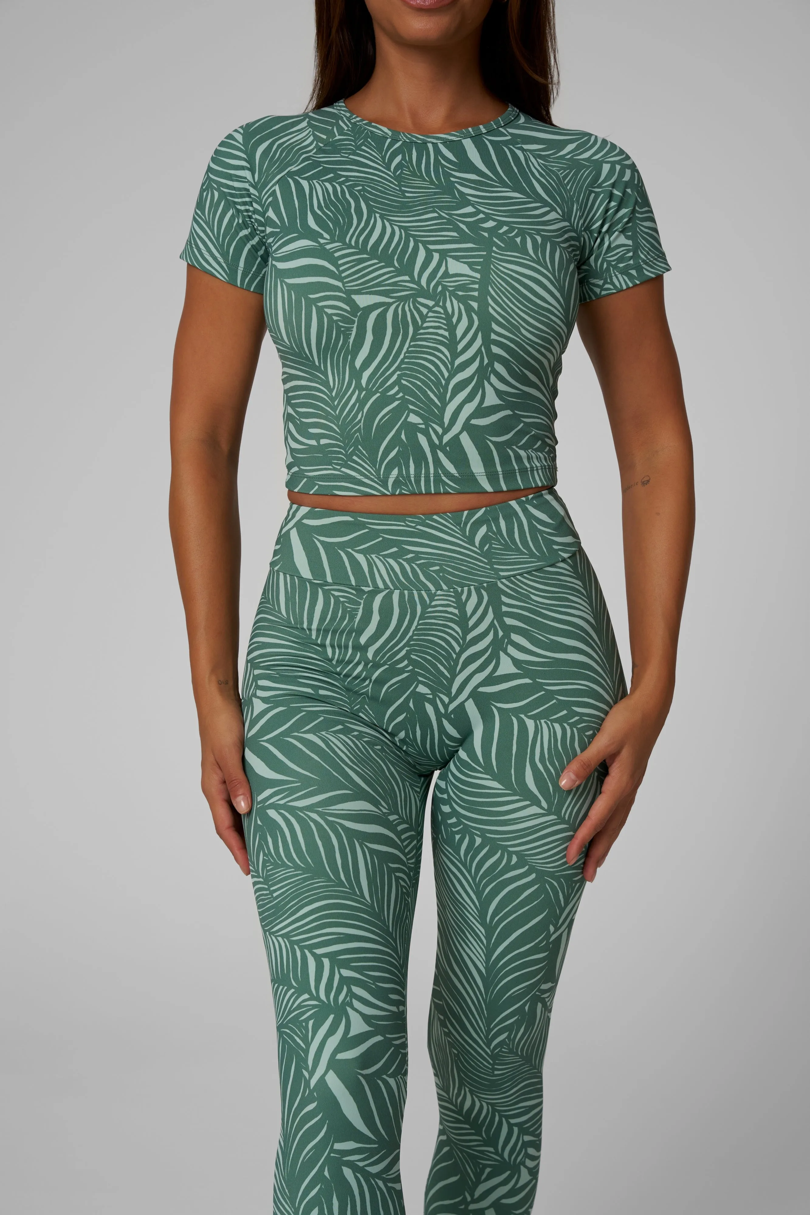Cloud Core PunctureResistant Fabric Palms High Waist Scrunch Legging