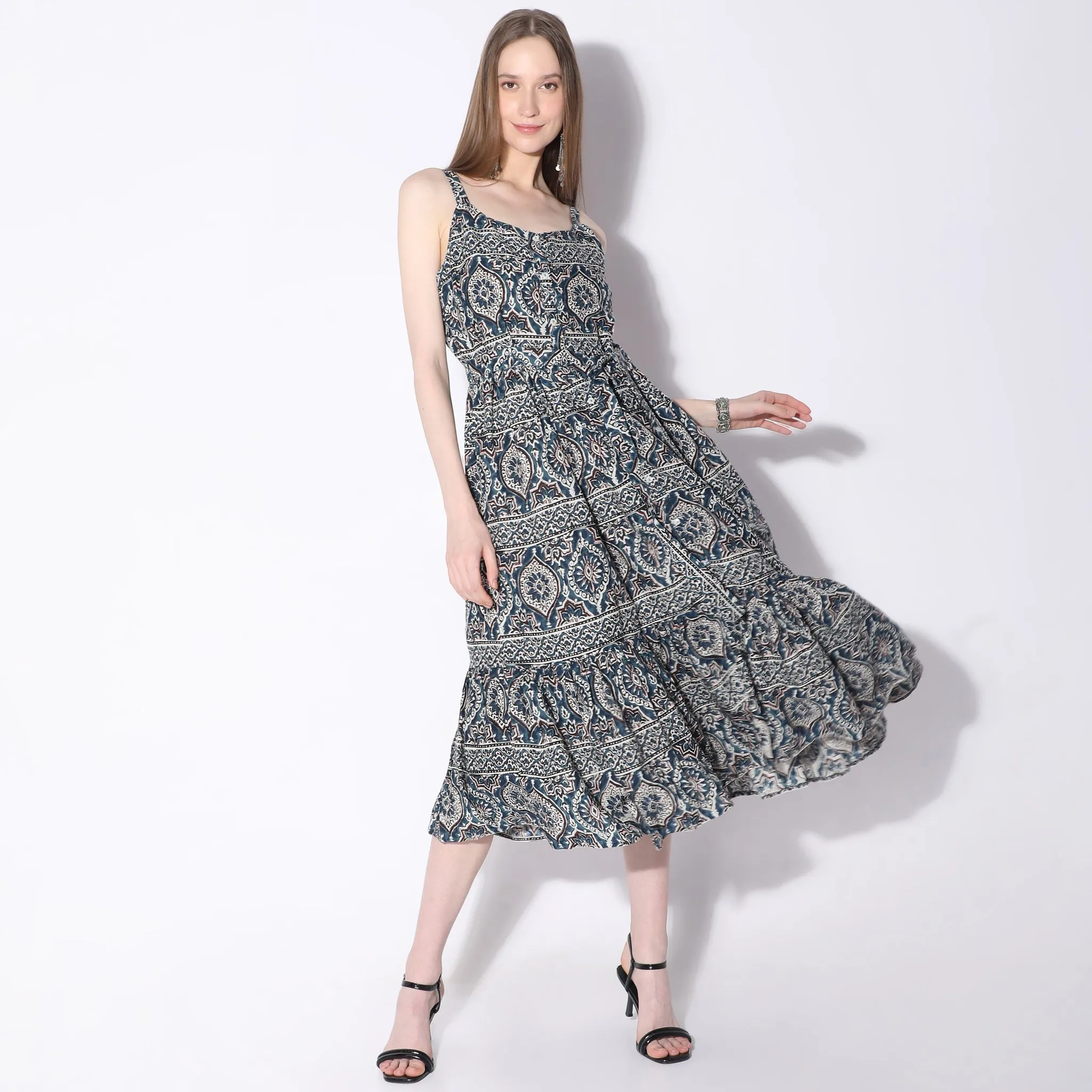 Queen Glow Dream Feel Printed Below Knee Shoulder Strape Flared Dress