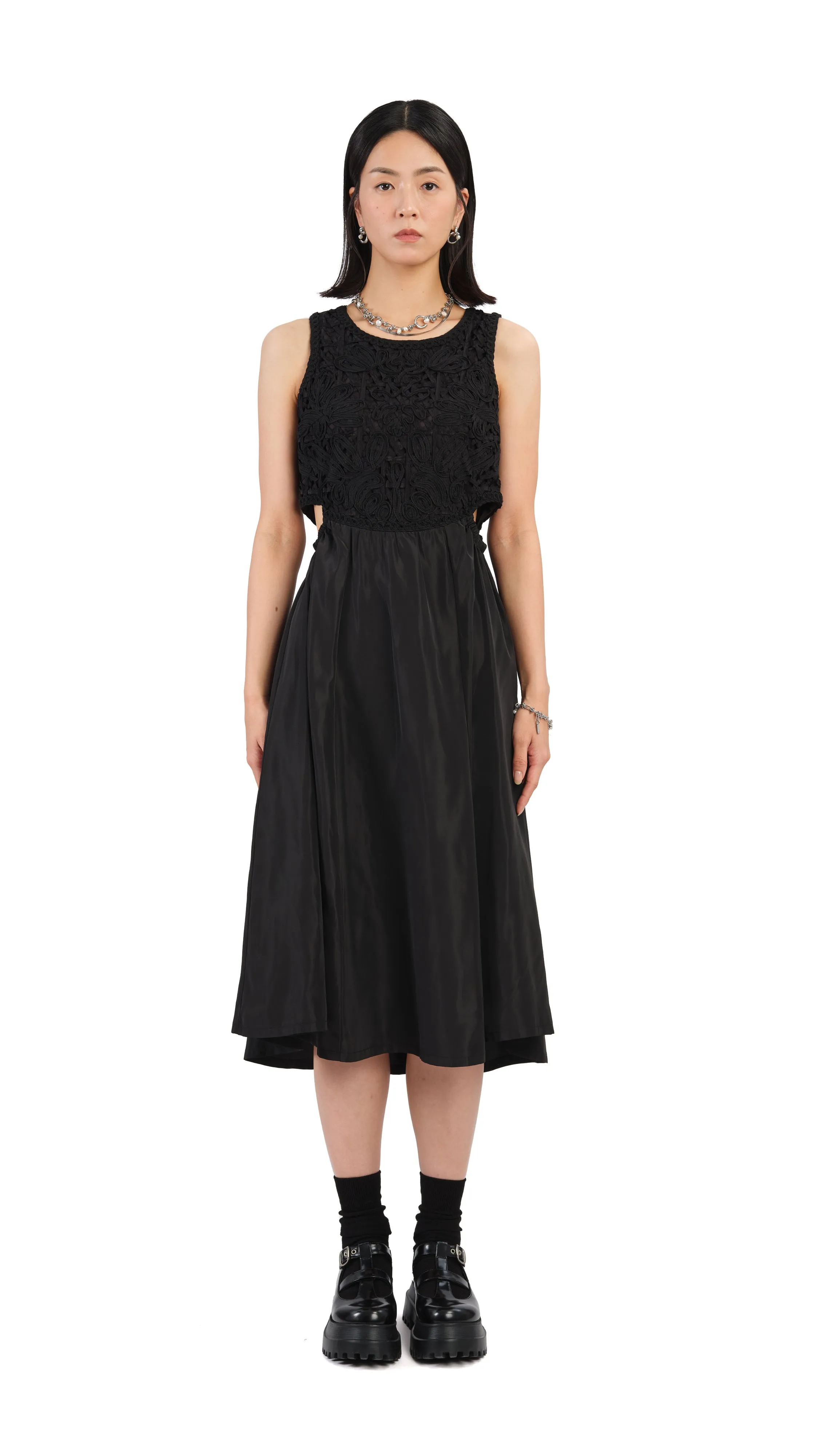 NonBindingEdges QuickAccess Pockets Cord Embroidery Dress