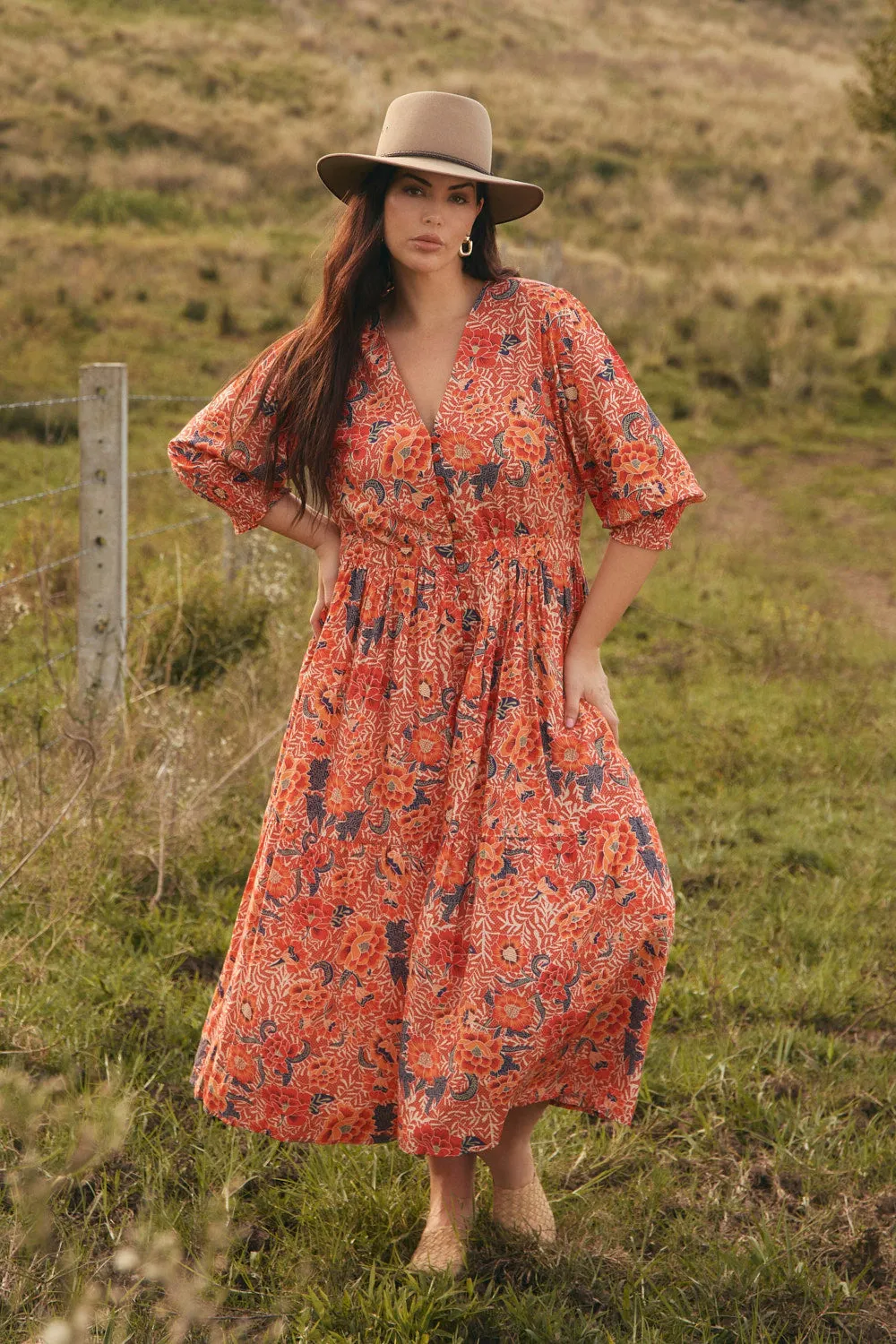 Stunning beach maxi dress Savelle Long Sleeve Dress in Crimson Haze