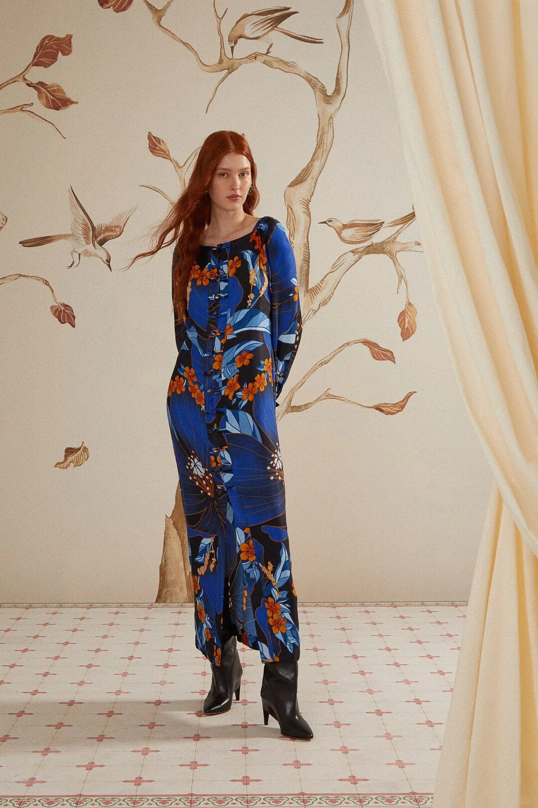 Classic Style Black Pietra Floral LENZING? ECOVERO? Viscose Midi Dress