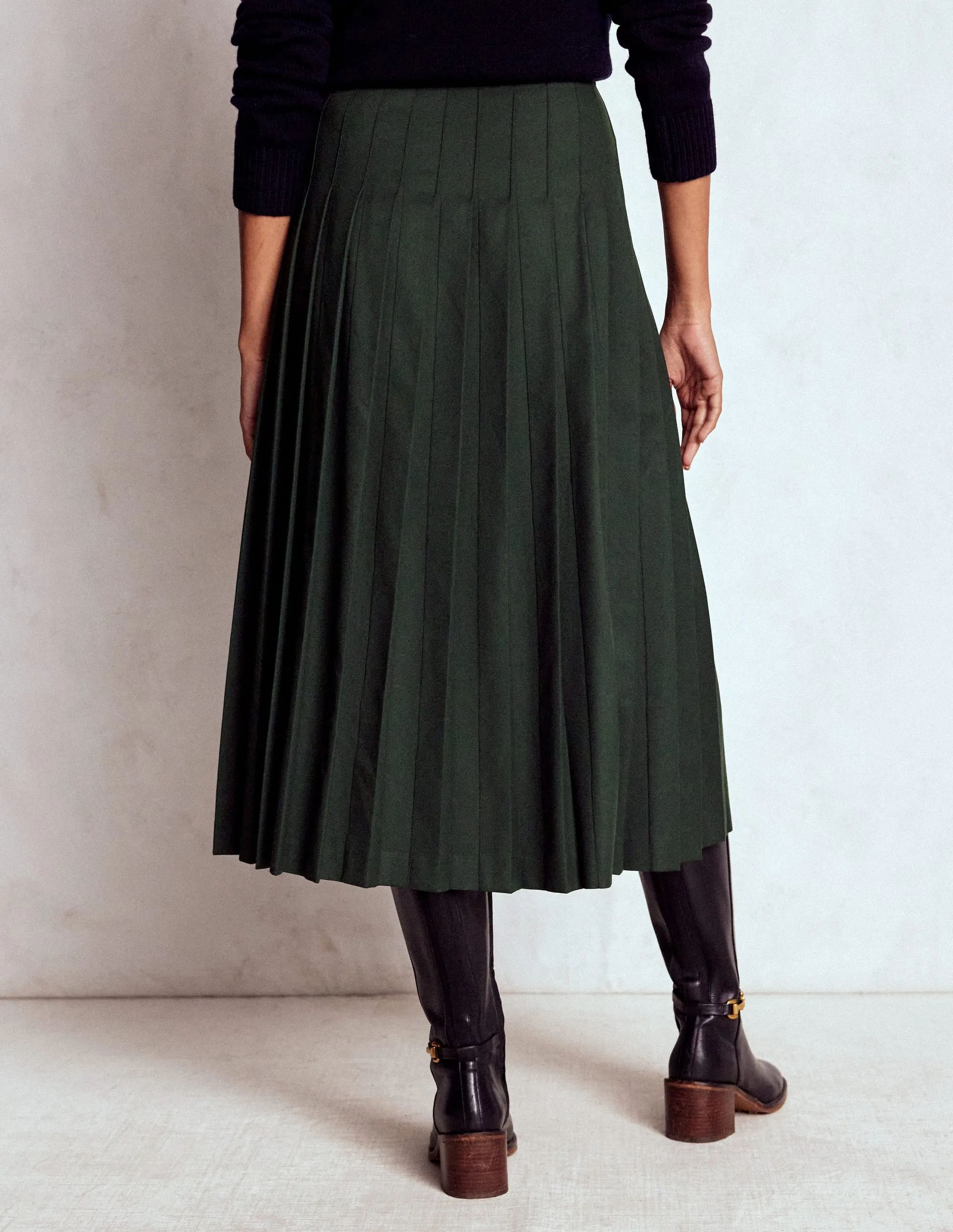 Adjustable drawstring Unique Feature Josephine Kilt Midi Skirt-Hunter Green