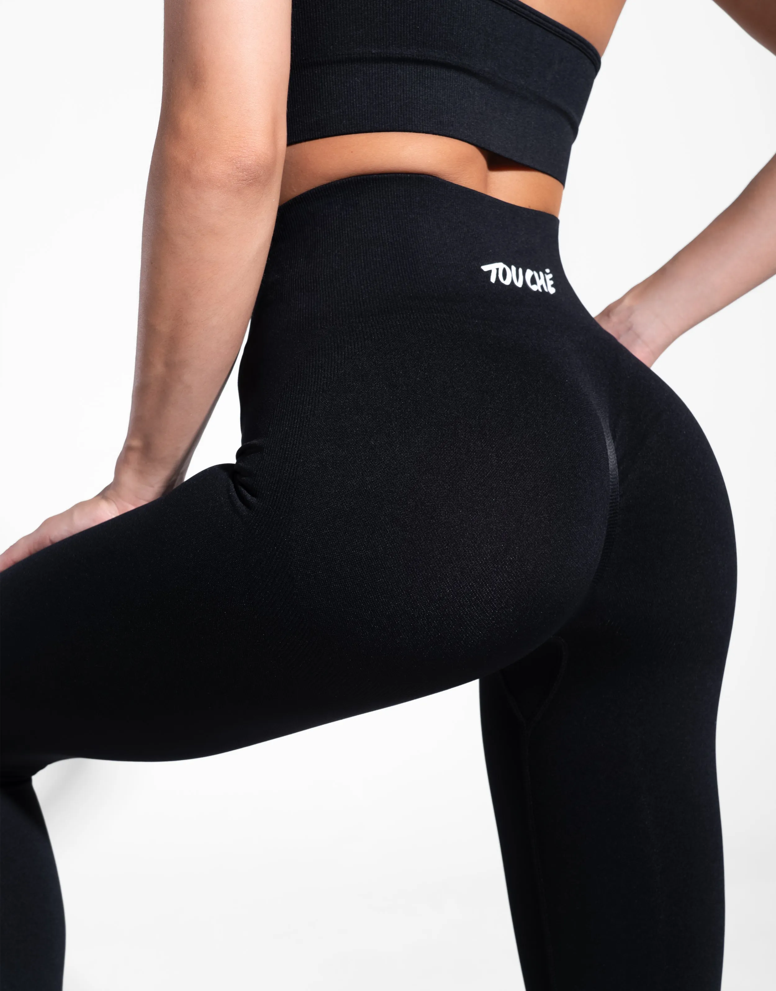 BASE BLACK SEAMLESS Casual Day Ultra Light Stay Dry