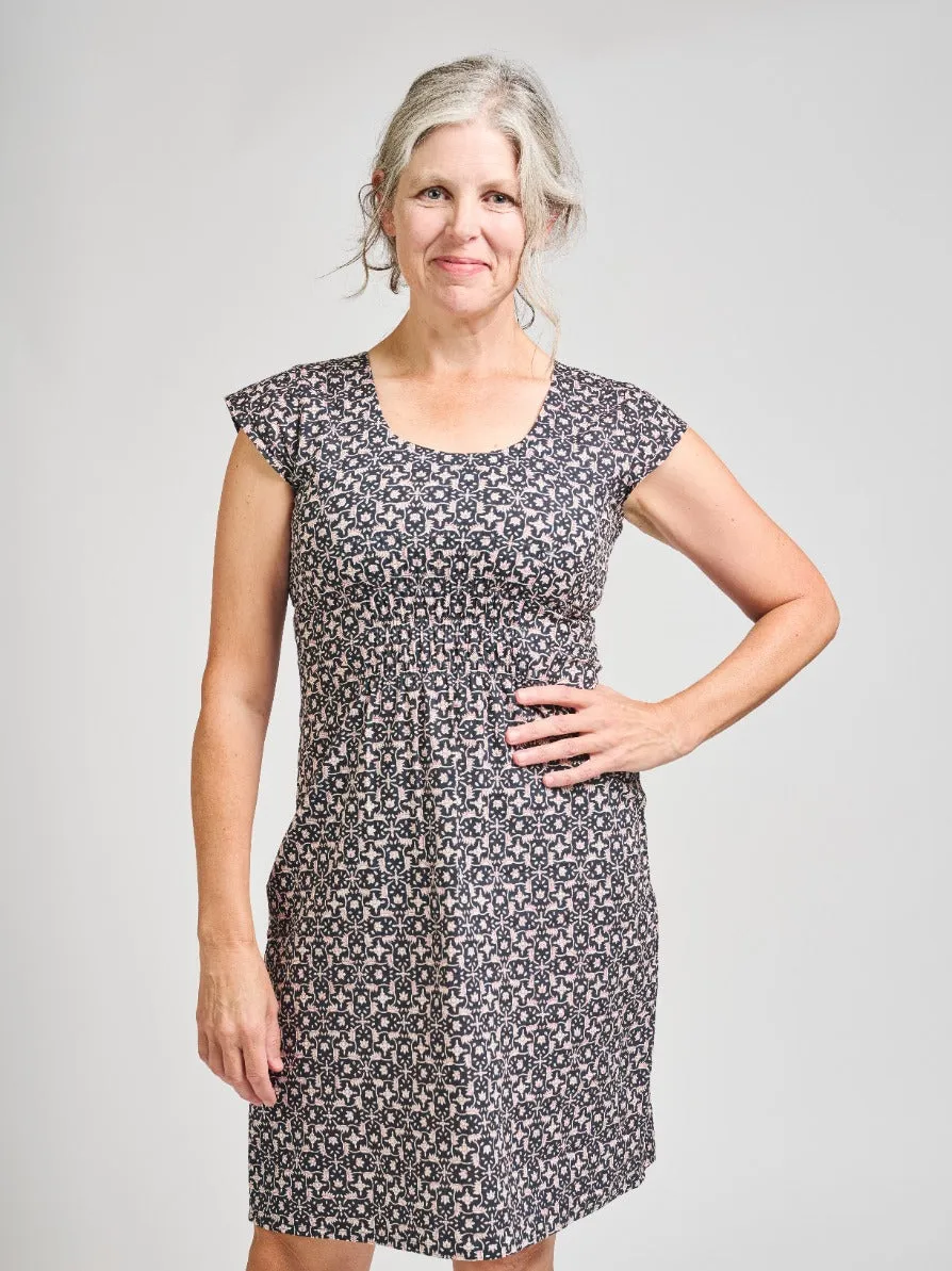 Artsy Traveler Dress - Black Botanical World Glow CompactWeave