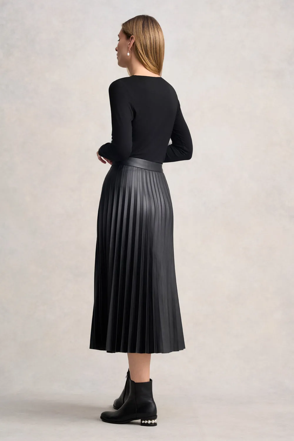 Functional Detail Pleated Faux Leather Skirt - Black