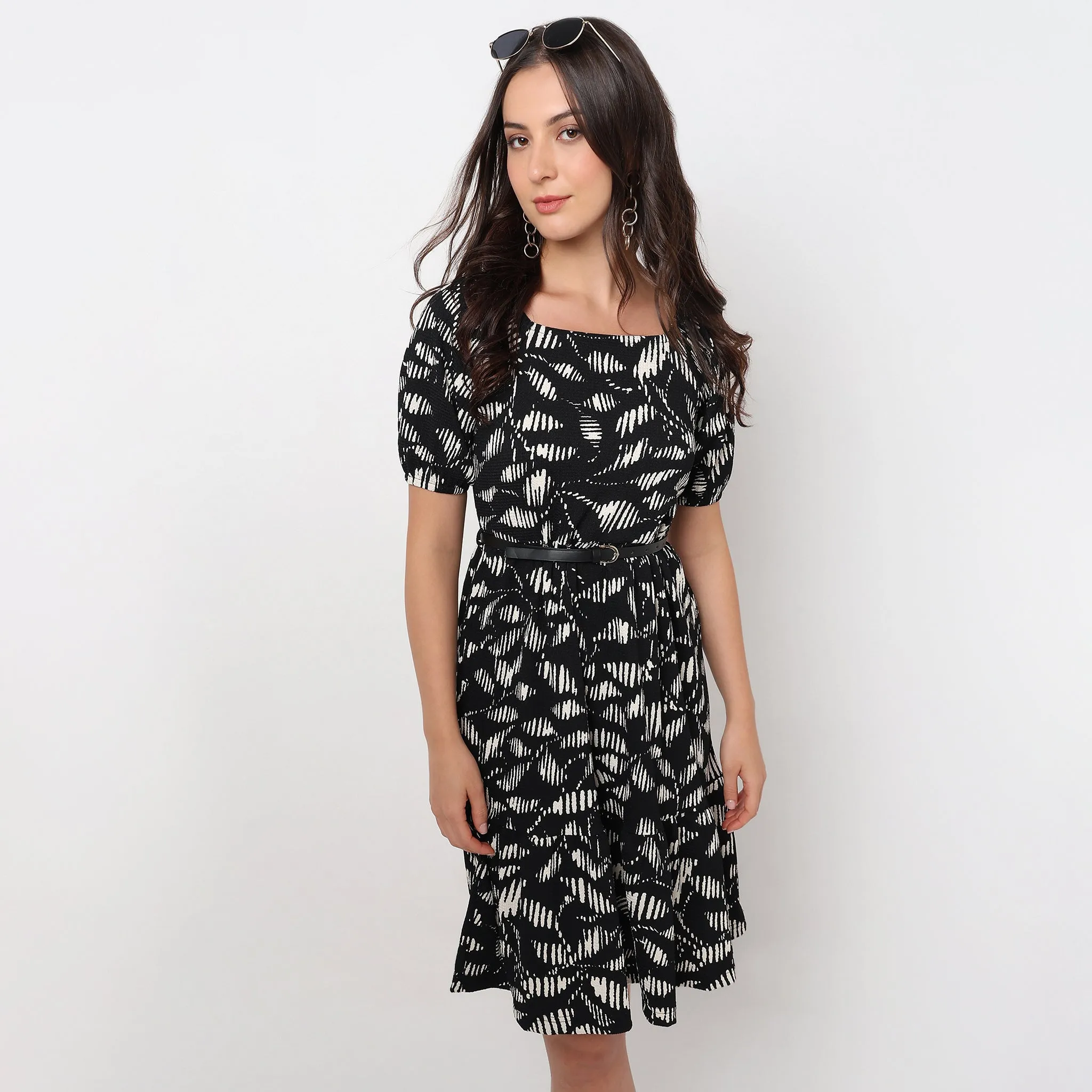 MultiPocket Design SeamFreeEngineering Flare Fit Printed Square Neck Tiered Dress