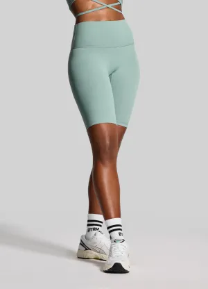 Fresh Green Bike Shorts slim fit