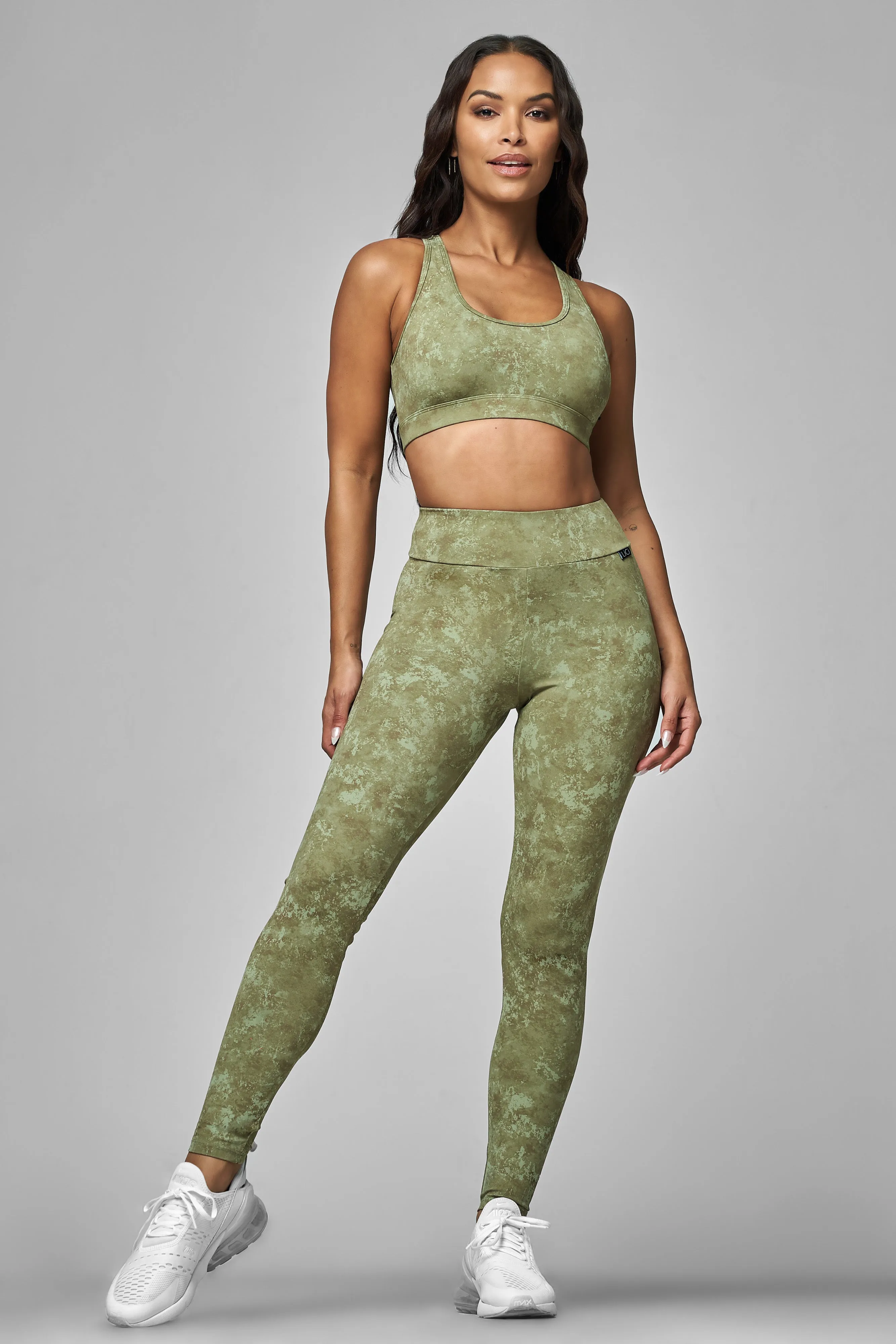 AI Core Iris High Waist Scrunch Legging