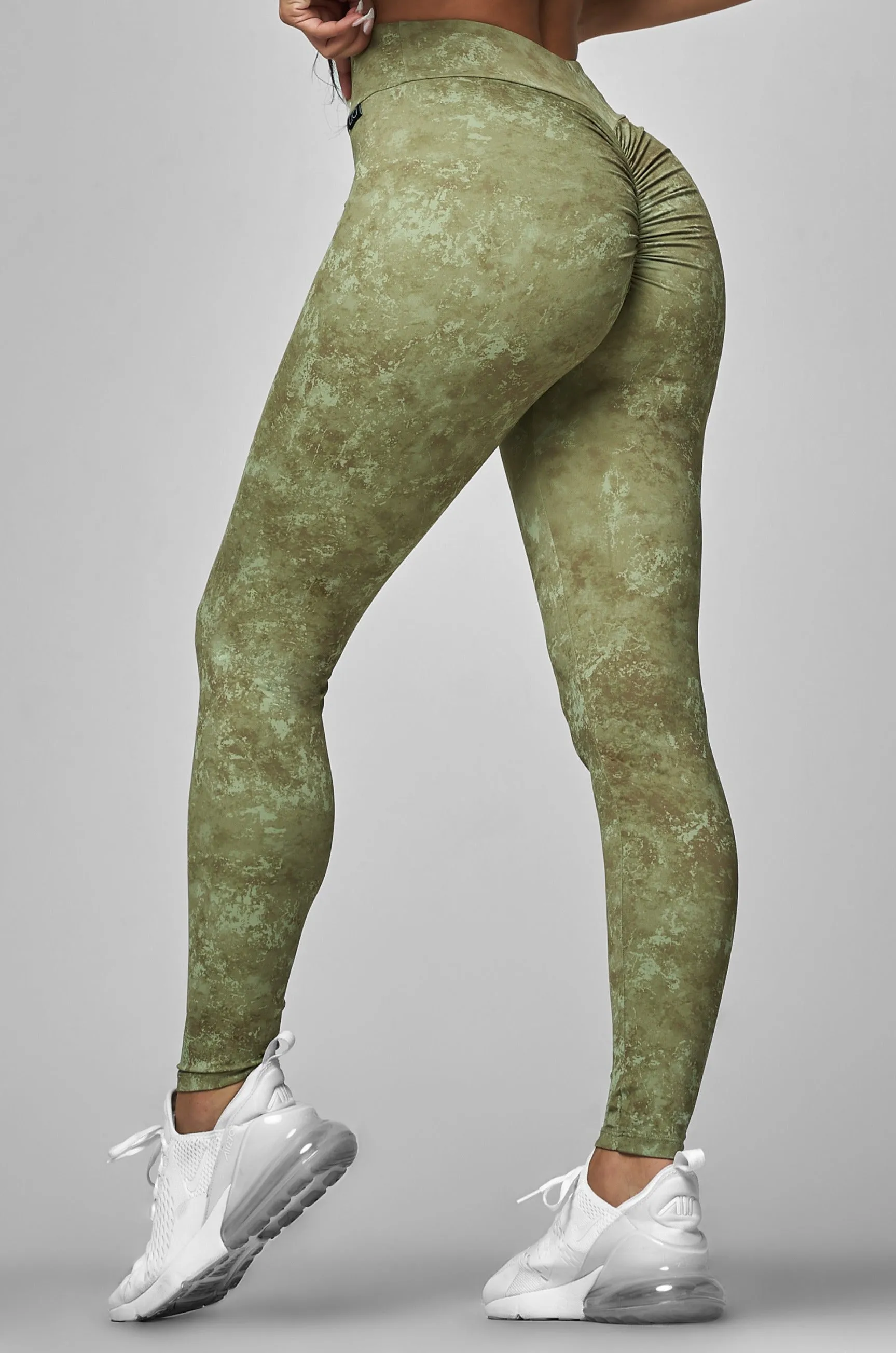 Drive Core Iris High Waist Scrunch Legging
