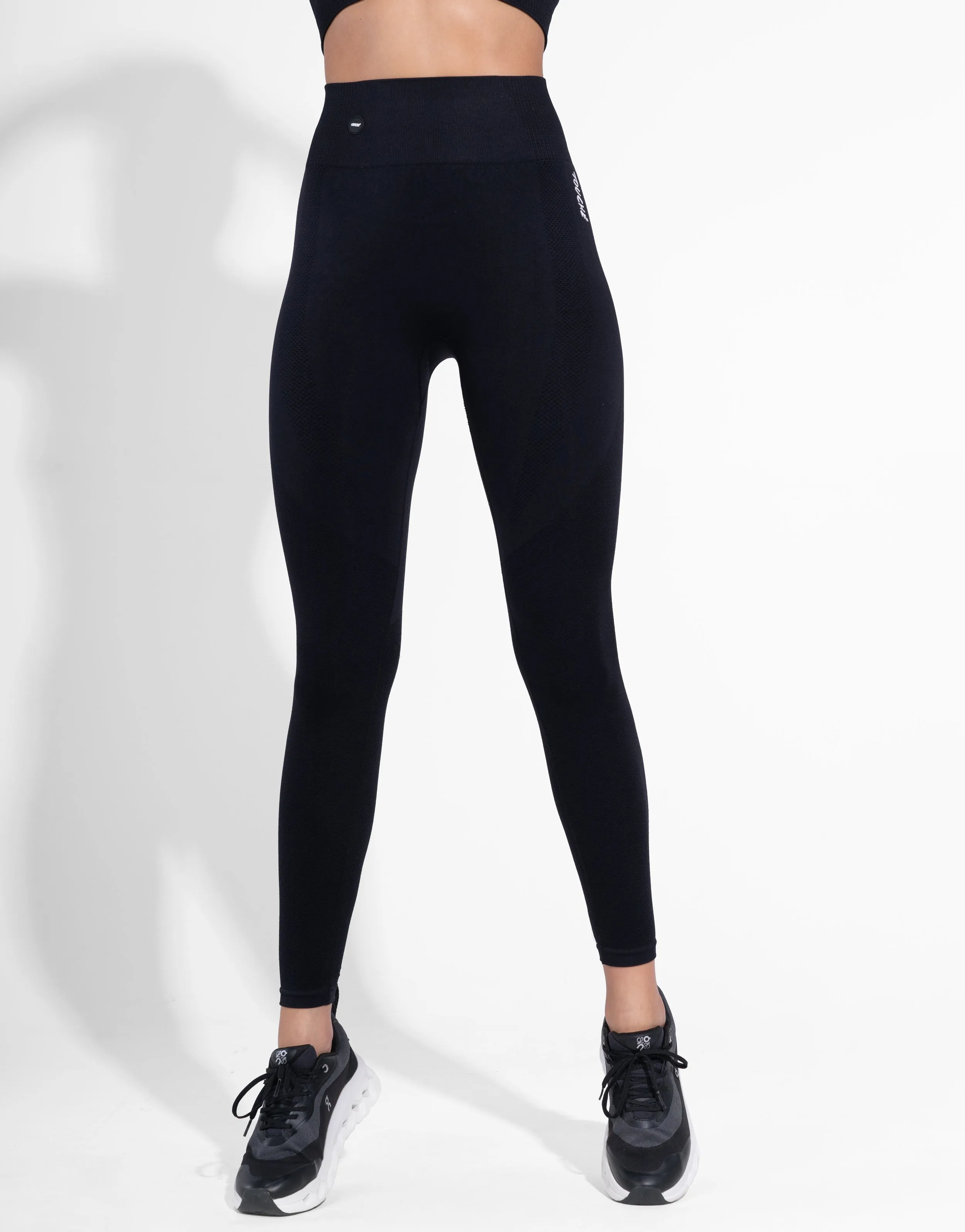 Durable Stitch Cool Season BREATHER BLACK SEAMLESS