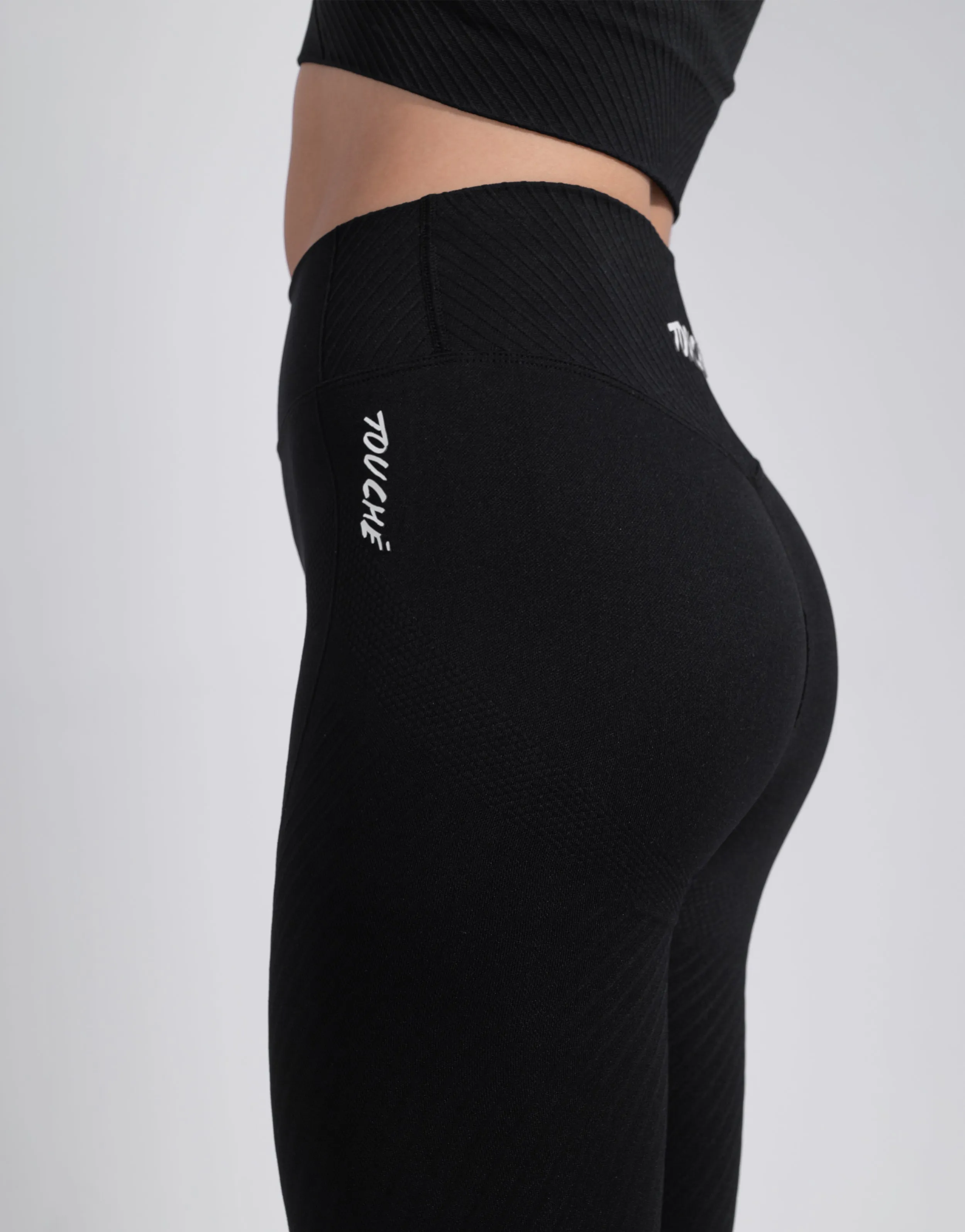 Fit Essential ADAPT BLACK SEAMLESS