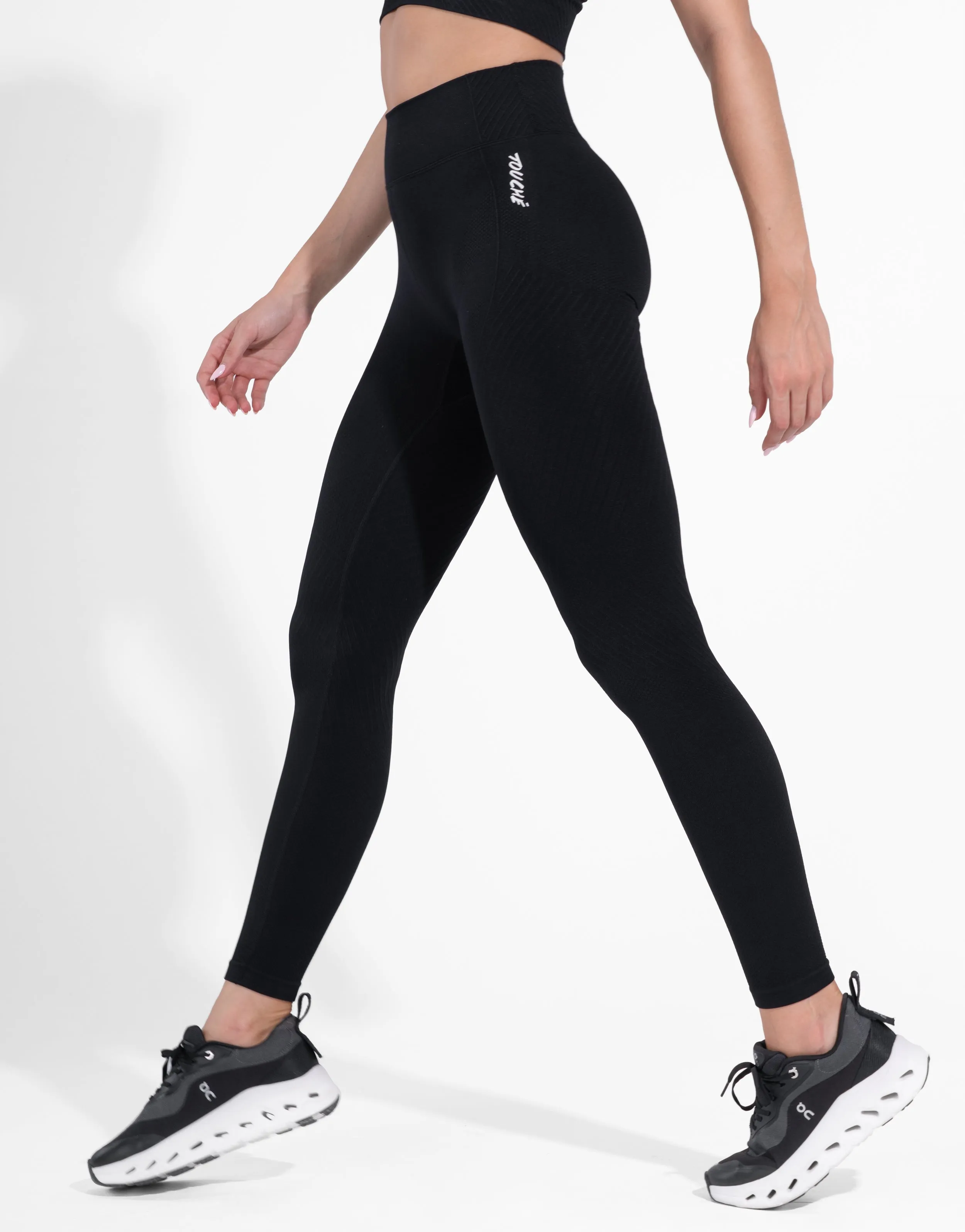 Morning Jog Slim Fit Gym Essentials ADAPT BLACK SEAMLESS