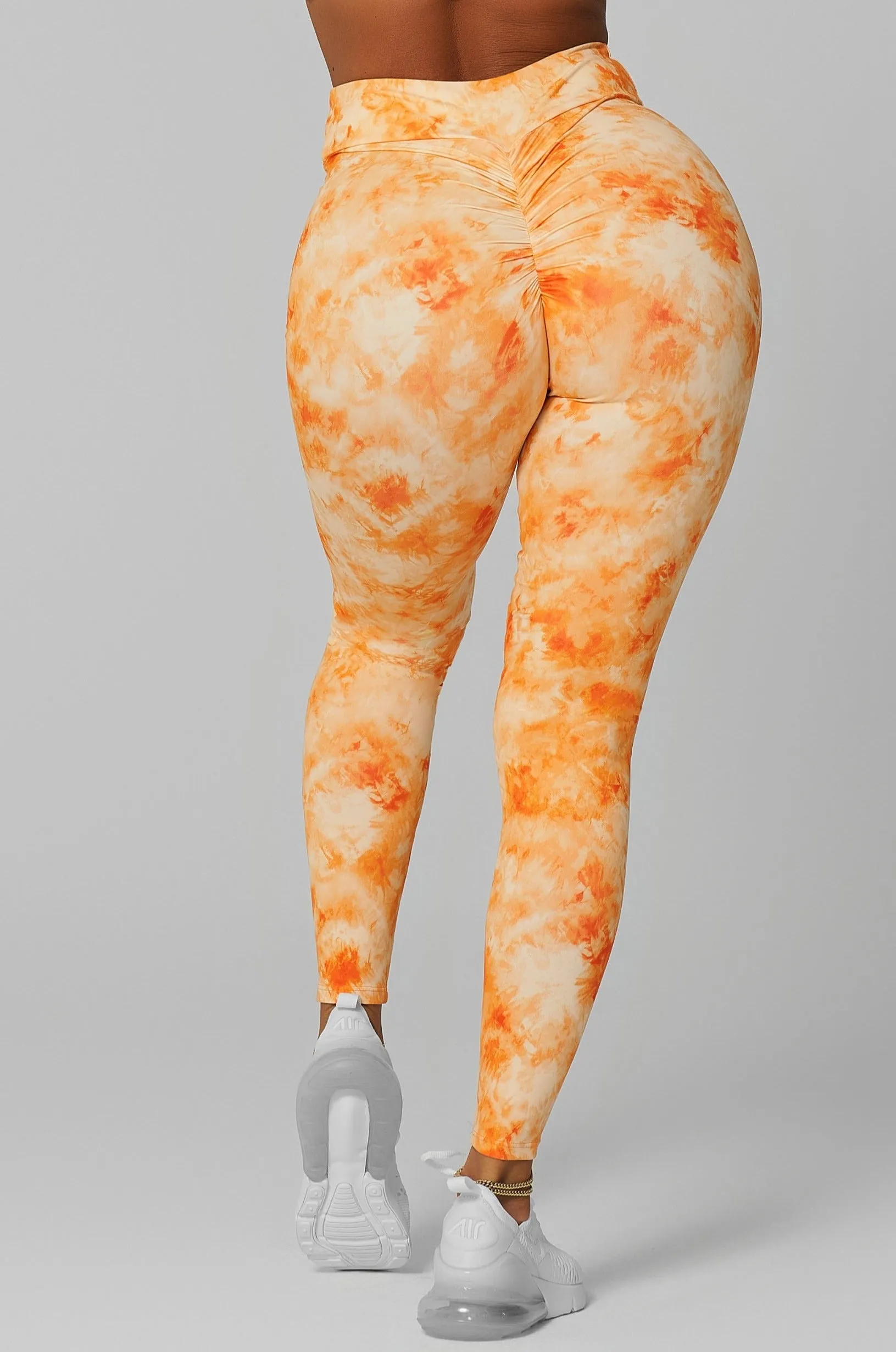 Brave Fit Saga Fit Glow High Waist Scrunch Legging