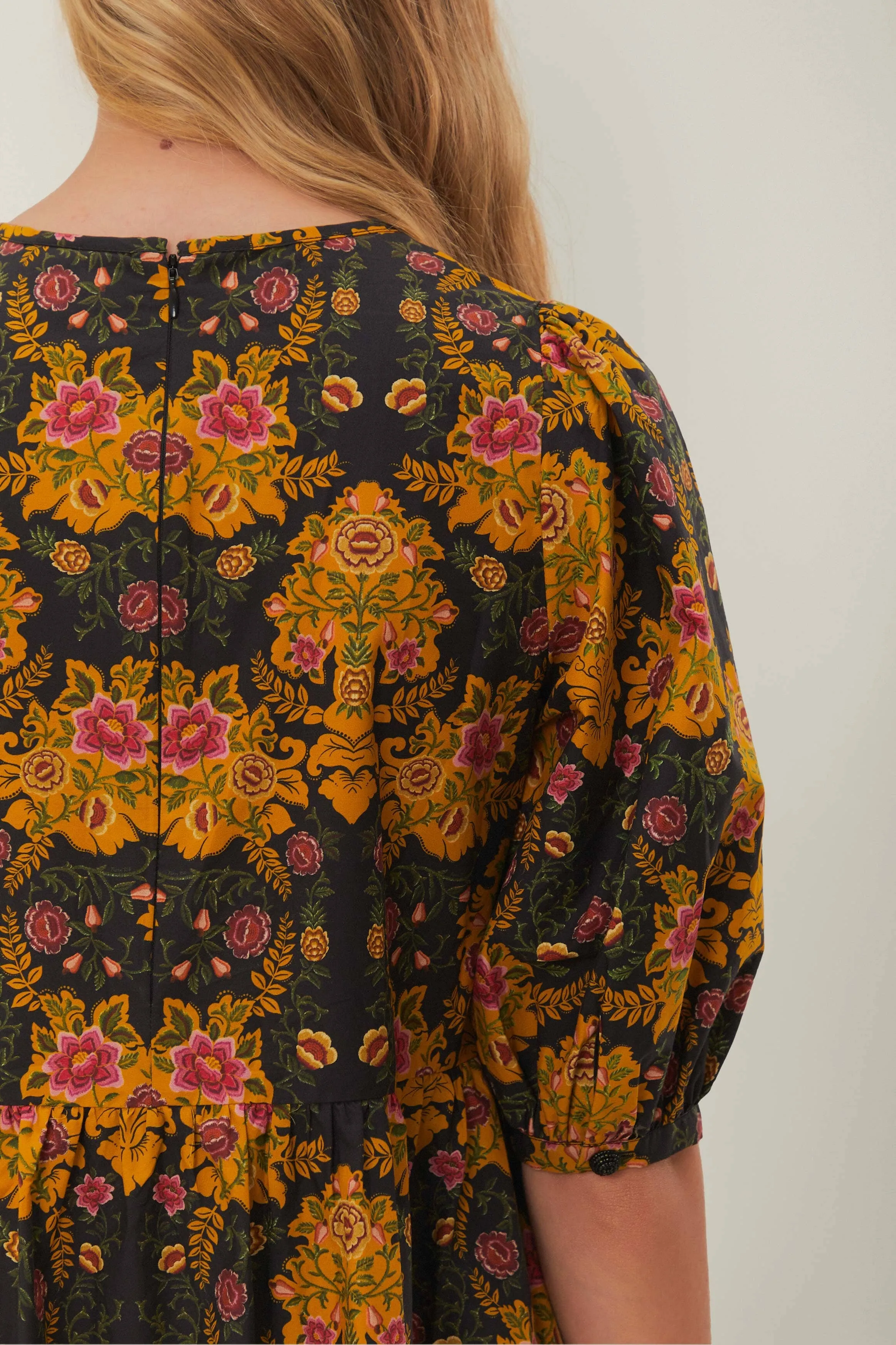 Romantic Vibes City Shine Black Arabesque Floral Puff Sleeve Mini Dress