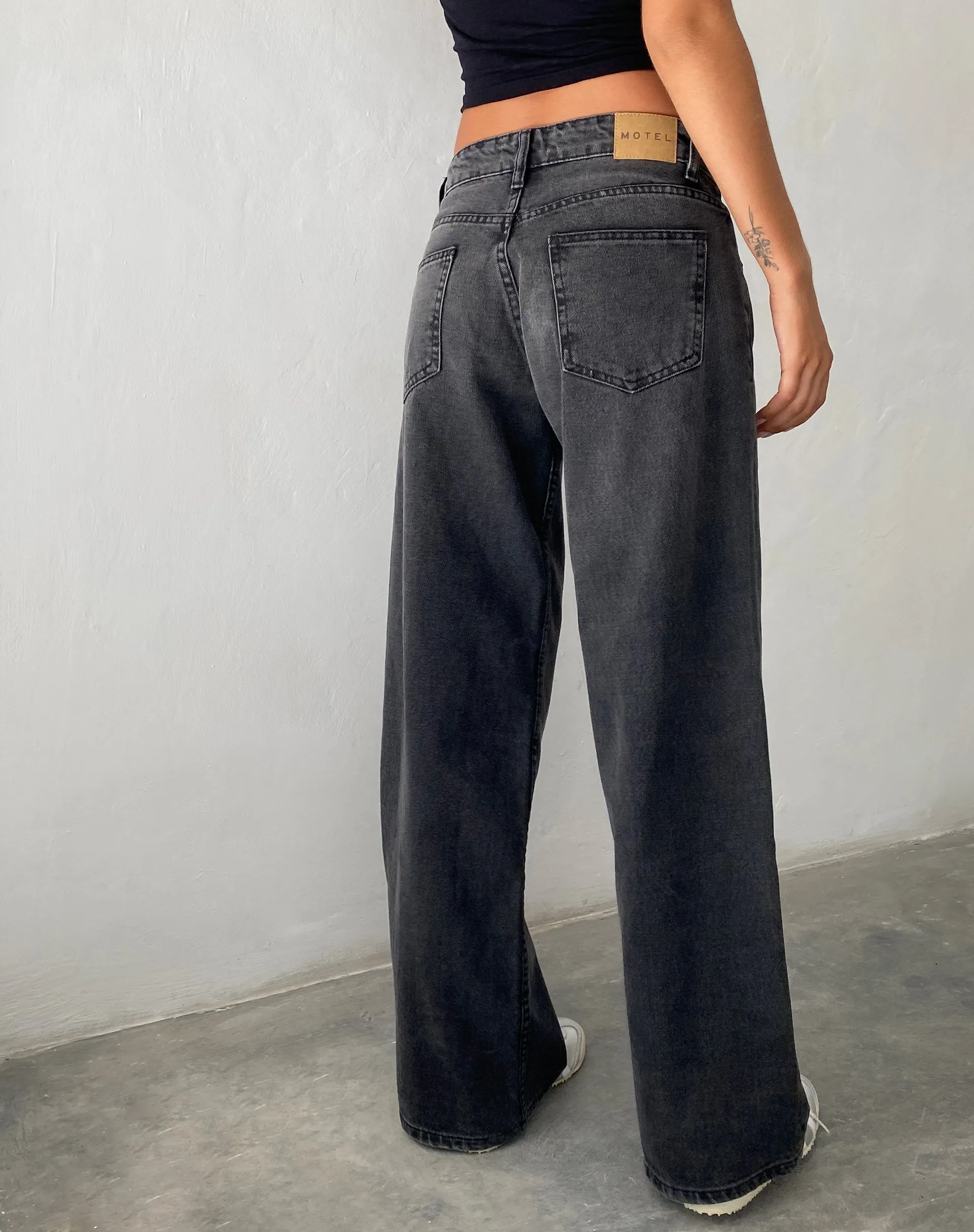 Roomy Extra Wide Low Rise Jeans in Washed Black Grey slim fit