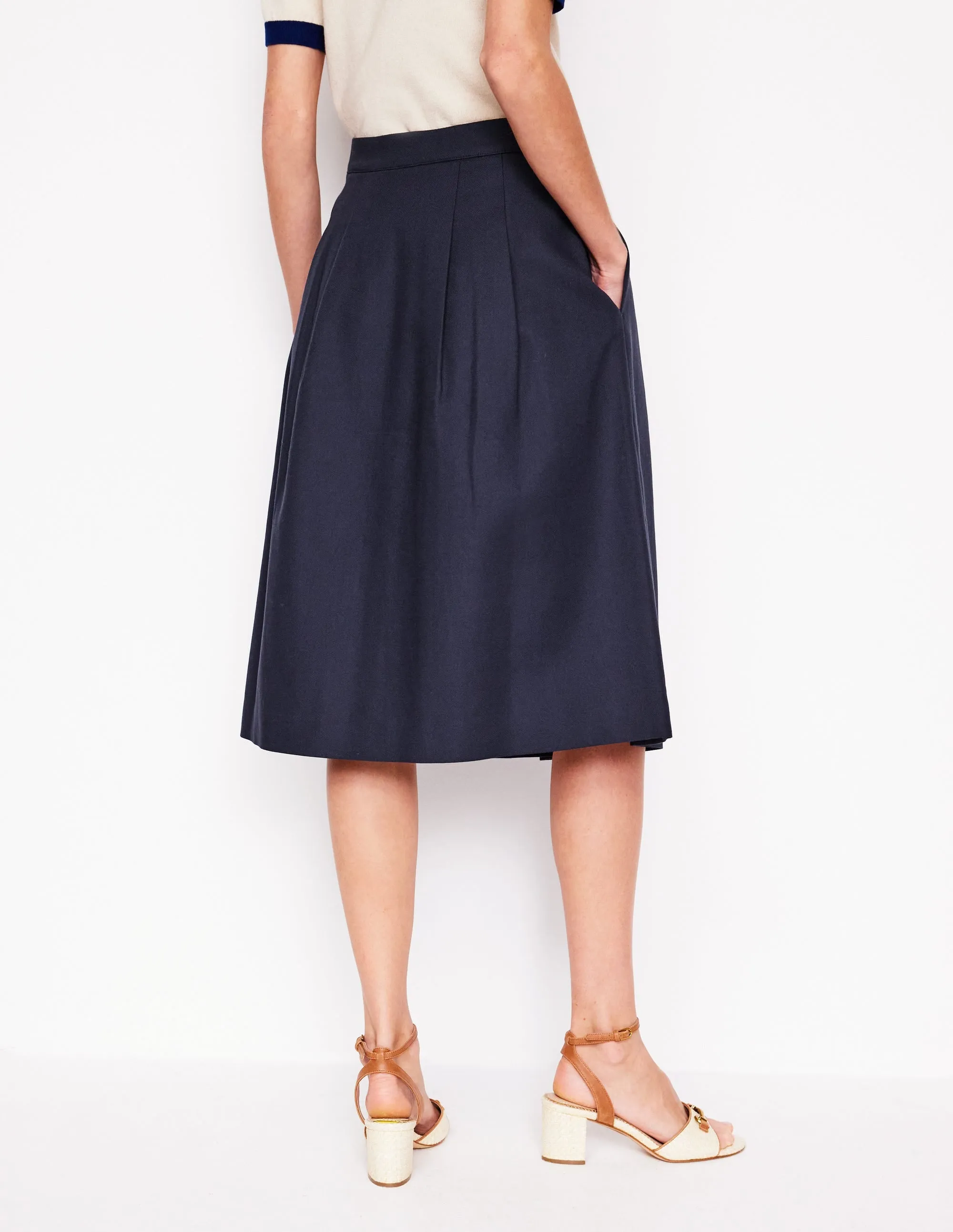 Calm Mood beaded embellishment Pleat Detail Midi Skirt-Navy