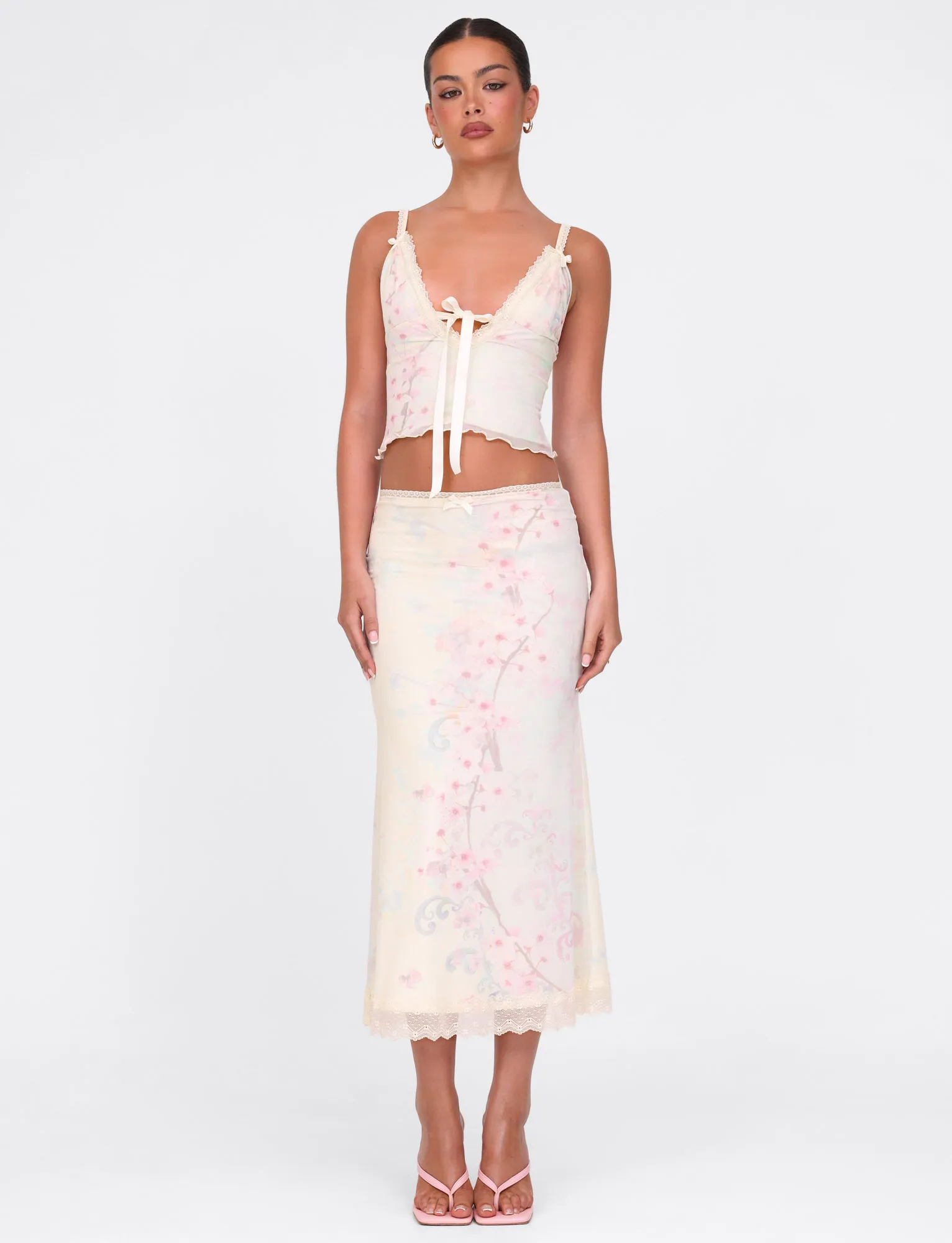 yoga session Crochet Style LONIE MIDI SKIRT - NEUTRAL : FLORAL : WASHED CHERRY BLOSSOM