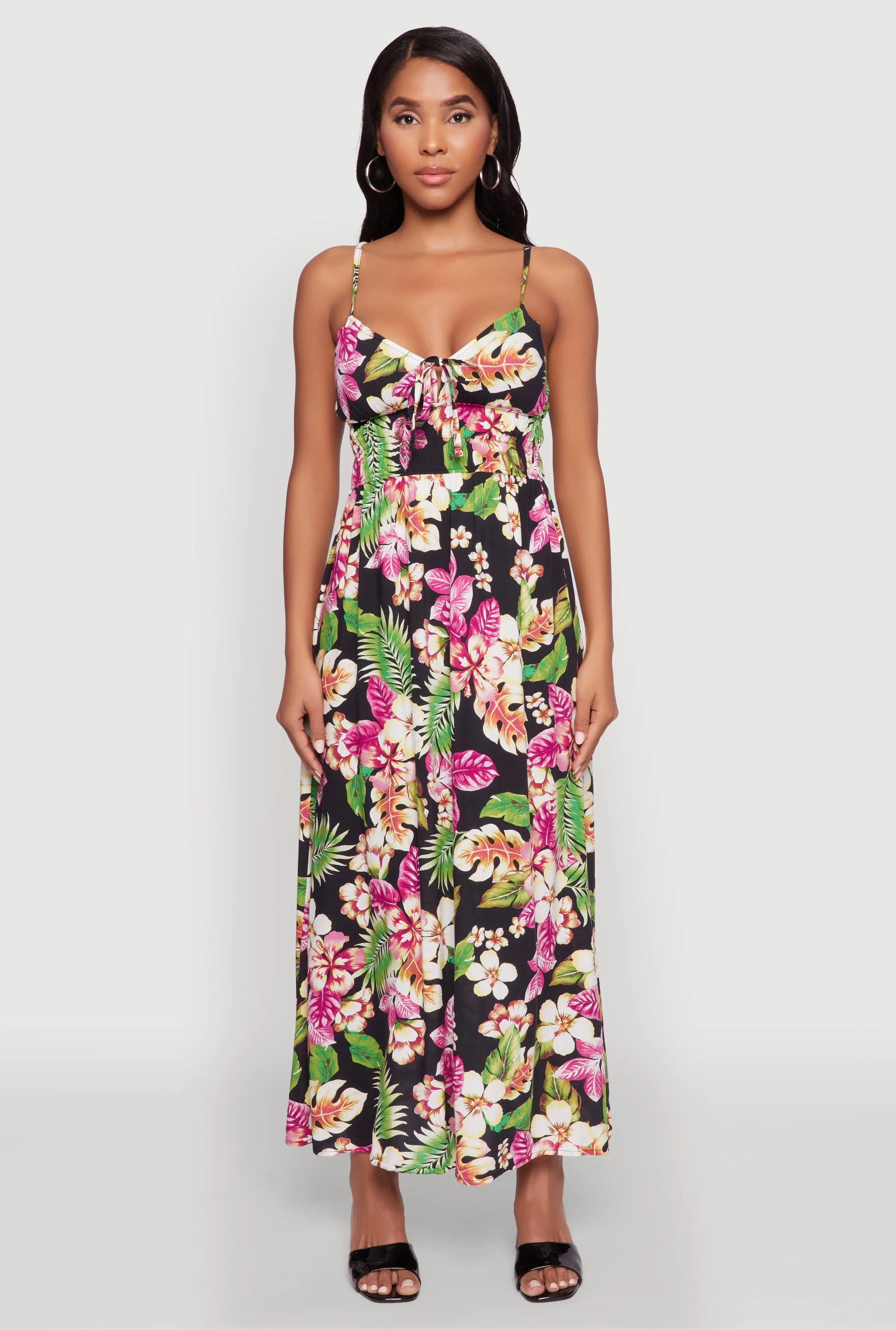 french chic This maxi dress combines a relaxed fit with an elegant look for a versatile wardrobe piece Floral Print Keyhole Detail Empire Waist Dress