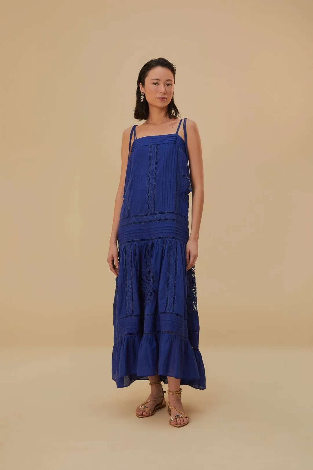 Blue Lace Sleeveless Maxi Dress Casual yet chic floor-length dress Easy Step