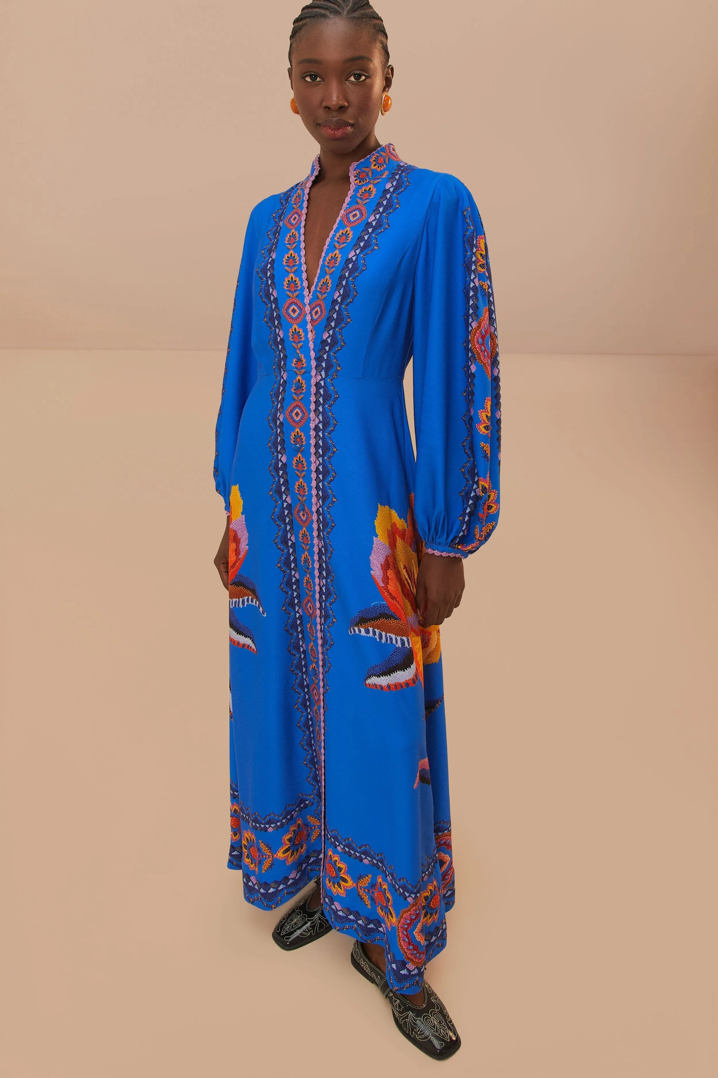 Navy Blue Lucy Floral Tapestry Maxi Dress With its flowing design and elegant fit this maxi dress is a wardrobe staple Beautiful event maxi