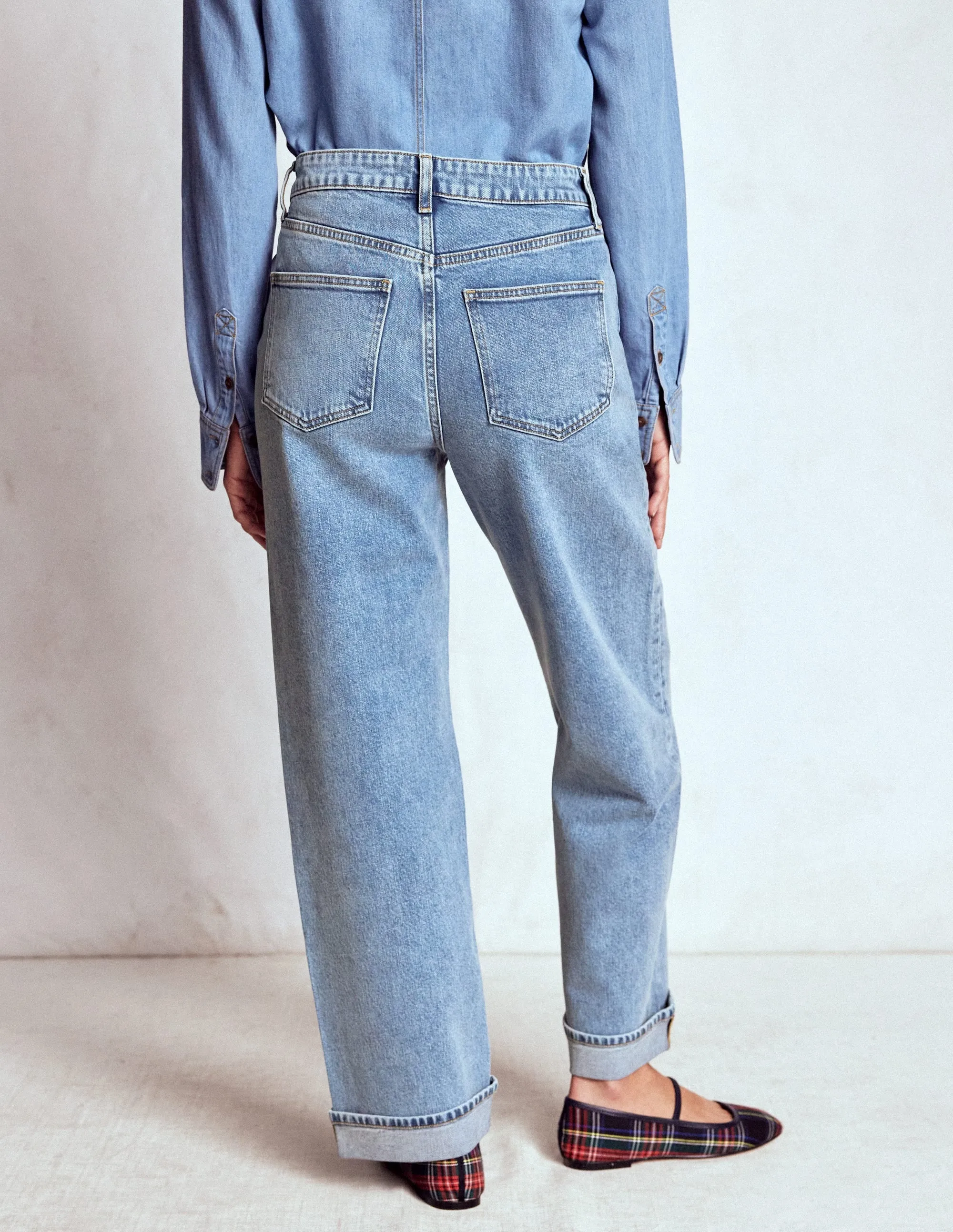 Mid Rise Stretch Jeans-Light Vintage Trend Setter Chill Outfit
