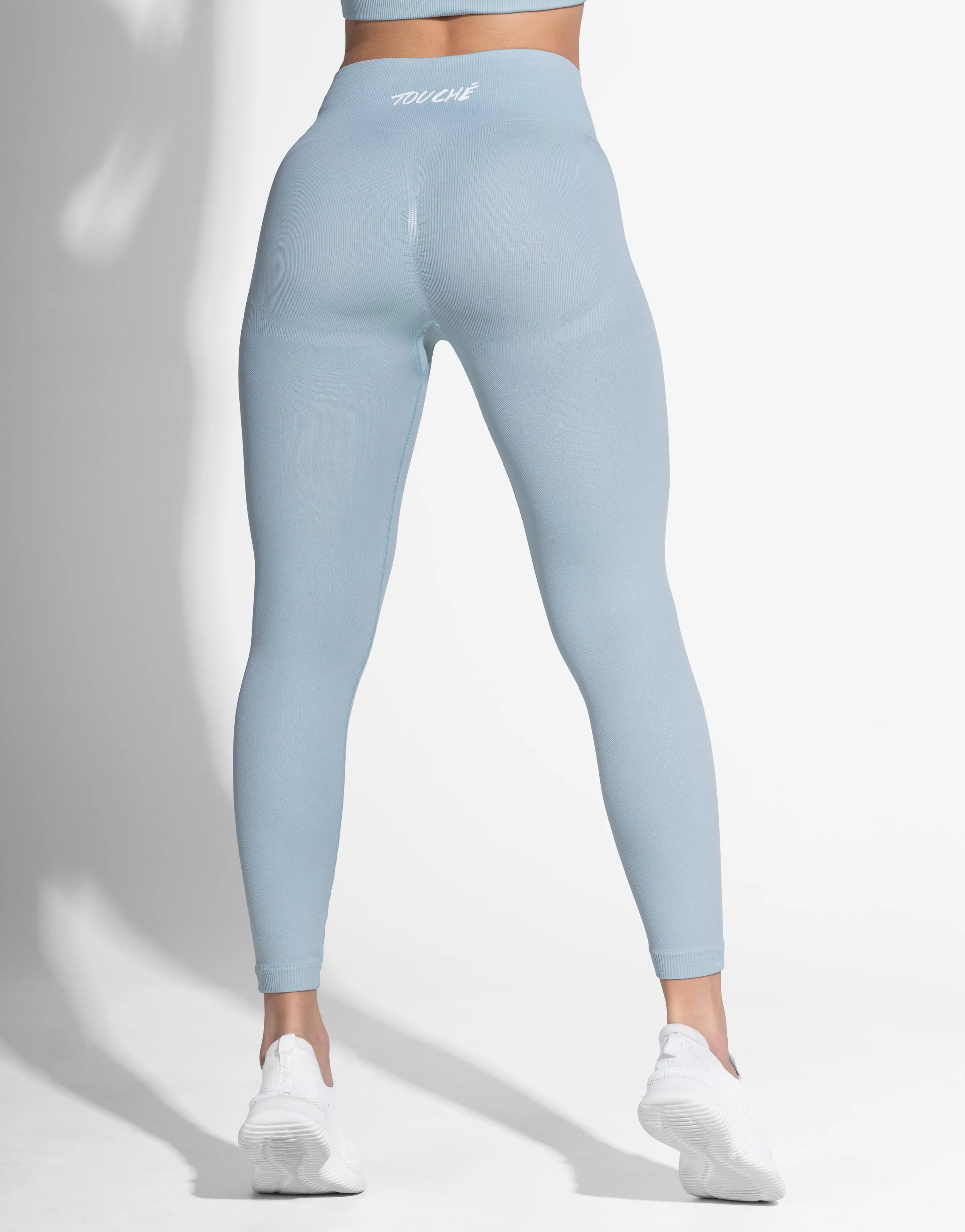 DROP BLUE SEAMLESS Tagless Design