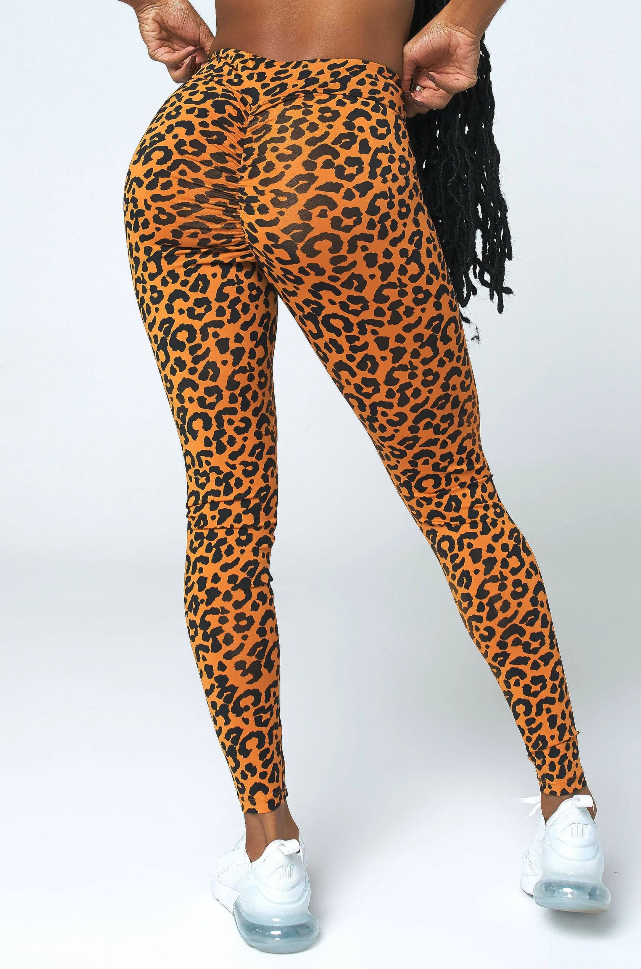 FrictionResistantEdges Convertible Style Lavish V-Cut Scrunch Legging