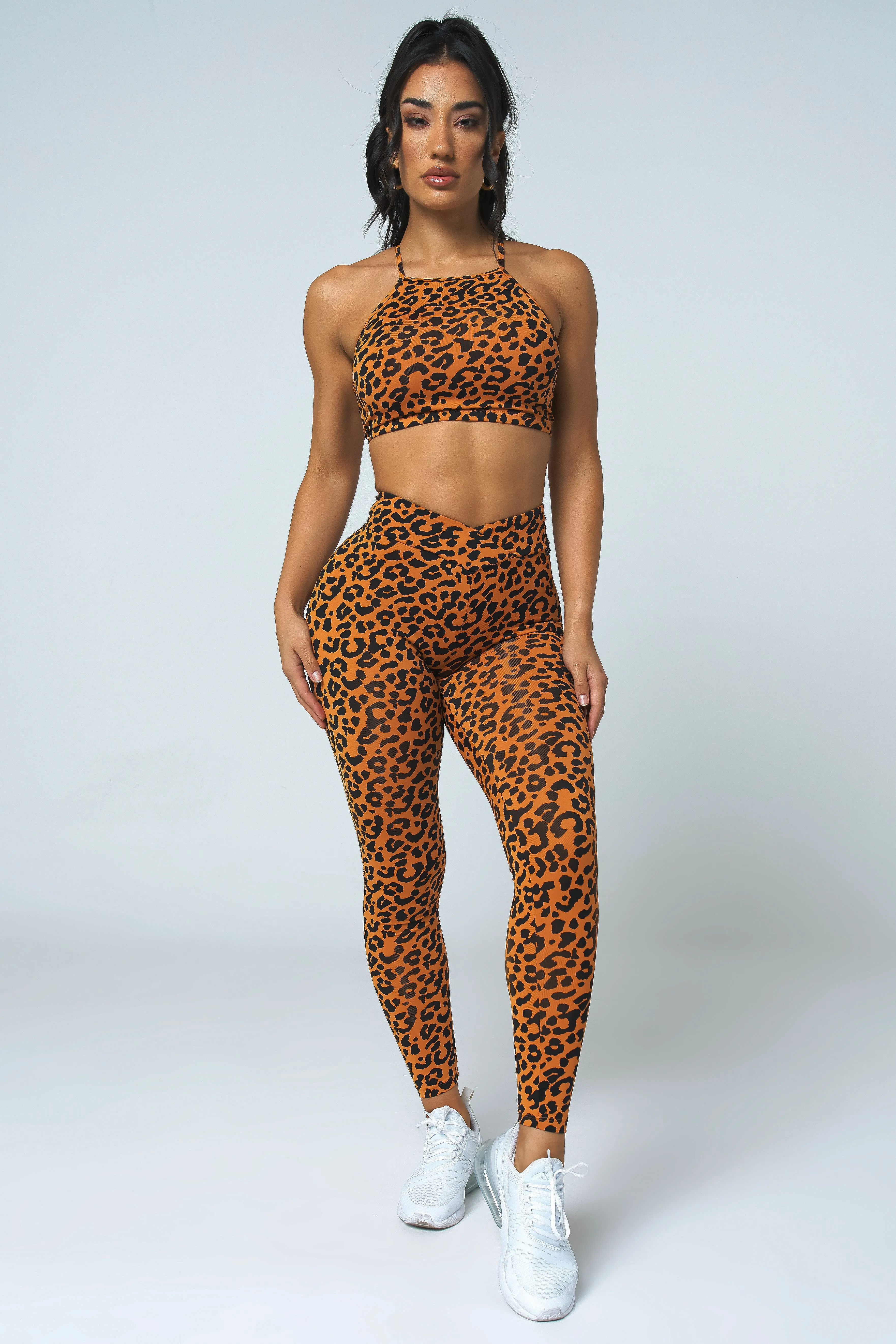 Mind Glow Lavish V-Cut Scrunch Legging