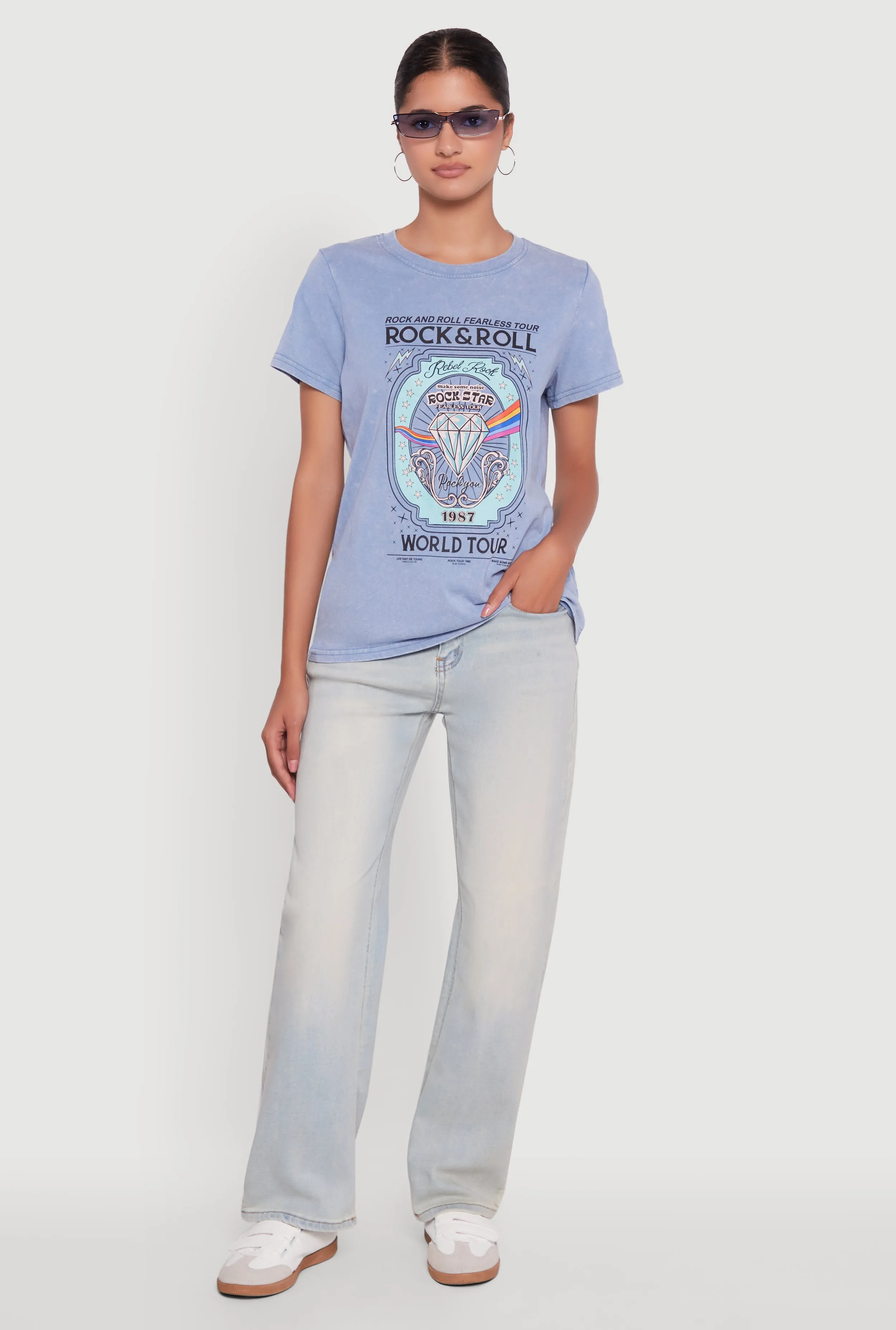 Acid Wash Graphic Rock and Roll Fearless Tour T-Shirt Skin Friendly Blends