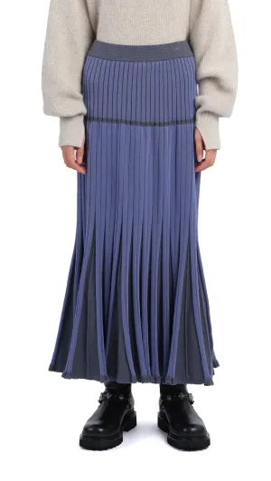 Knitted Flare Skirt Modern Outfit
