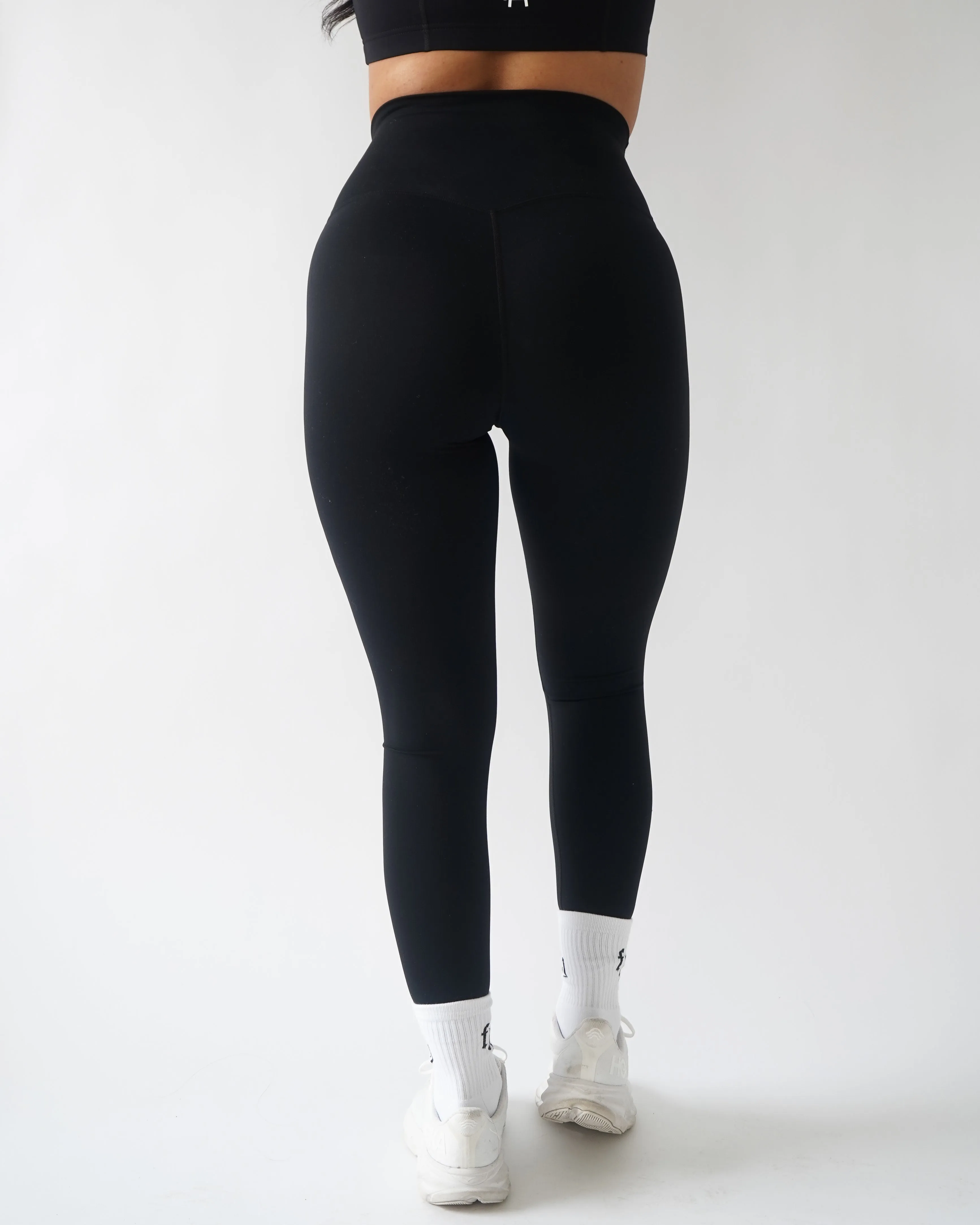 Movement Friendly Onyx High Rise Leggings - Black