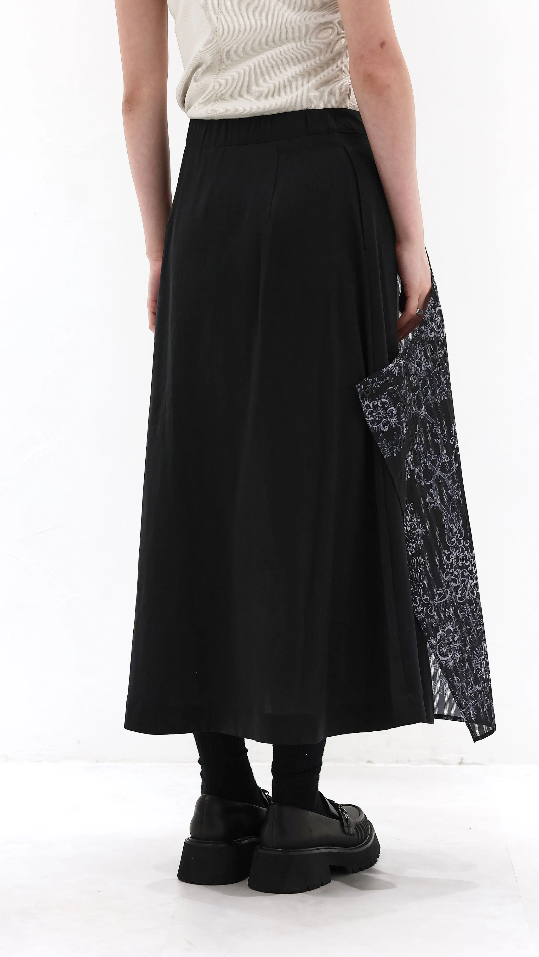 Pattern Skirt Sleek Flow Runway Inspired