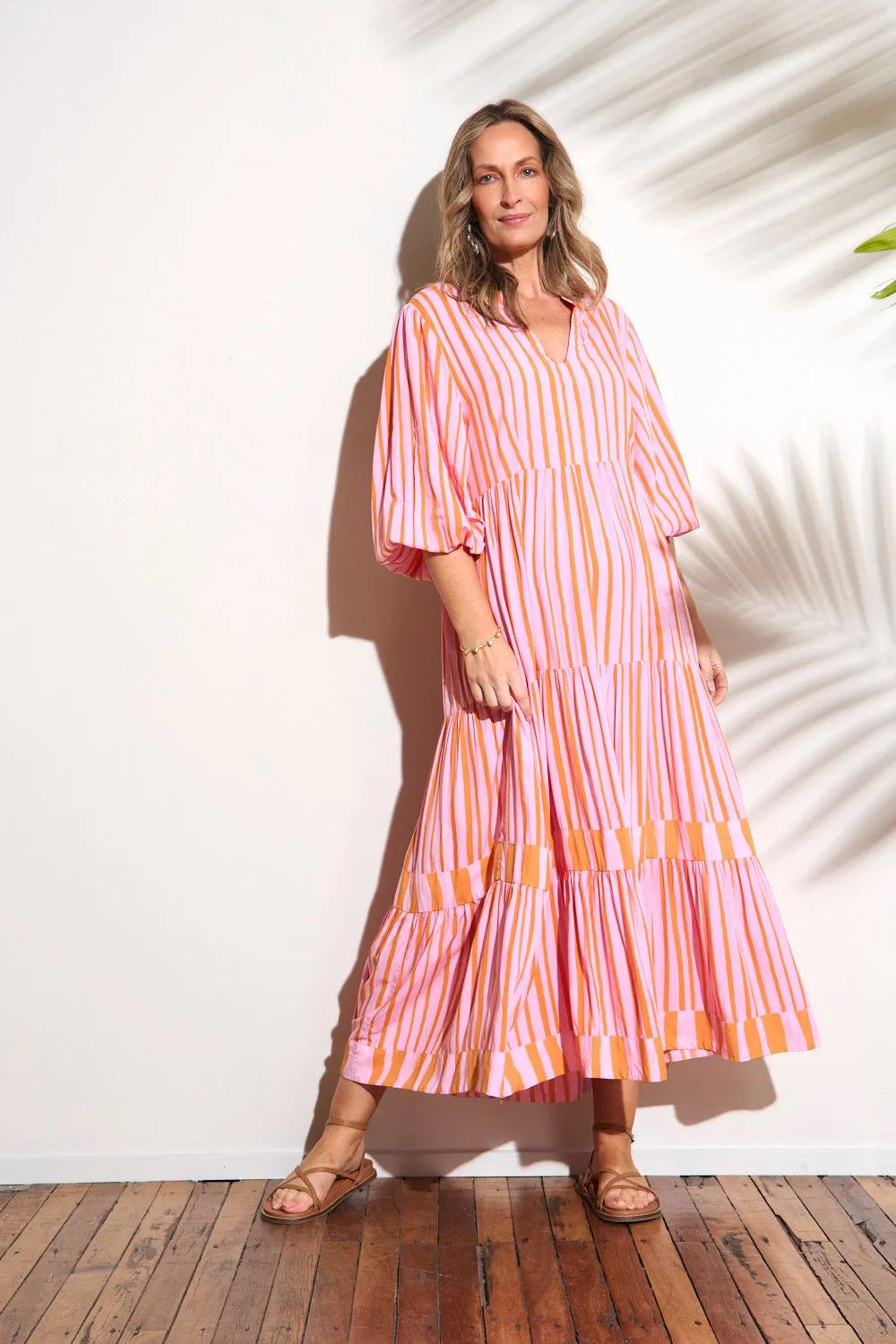 Sabre V-Neck Dress in Coral Spring Shell Beach Soft Move