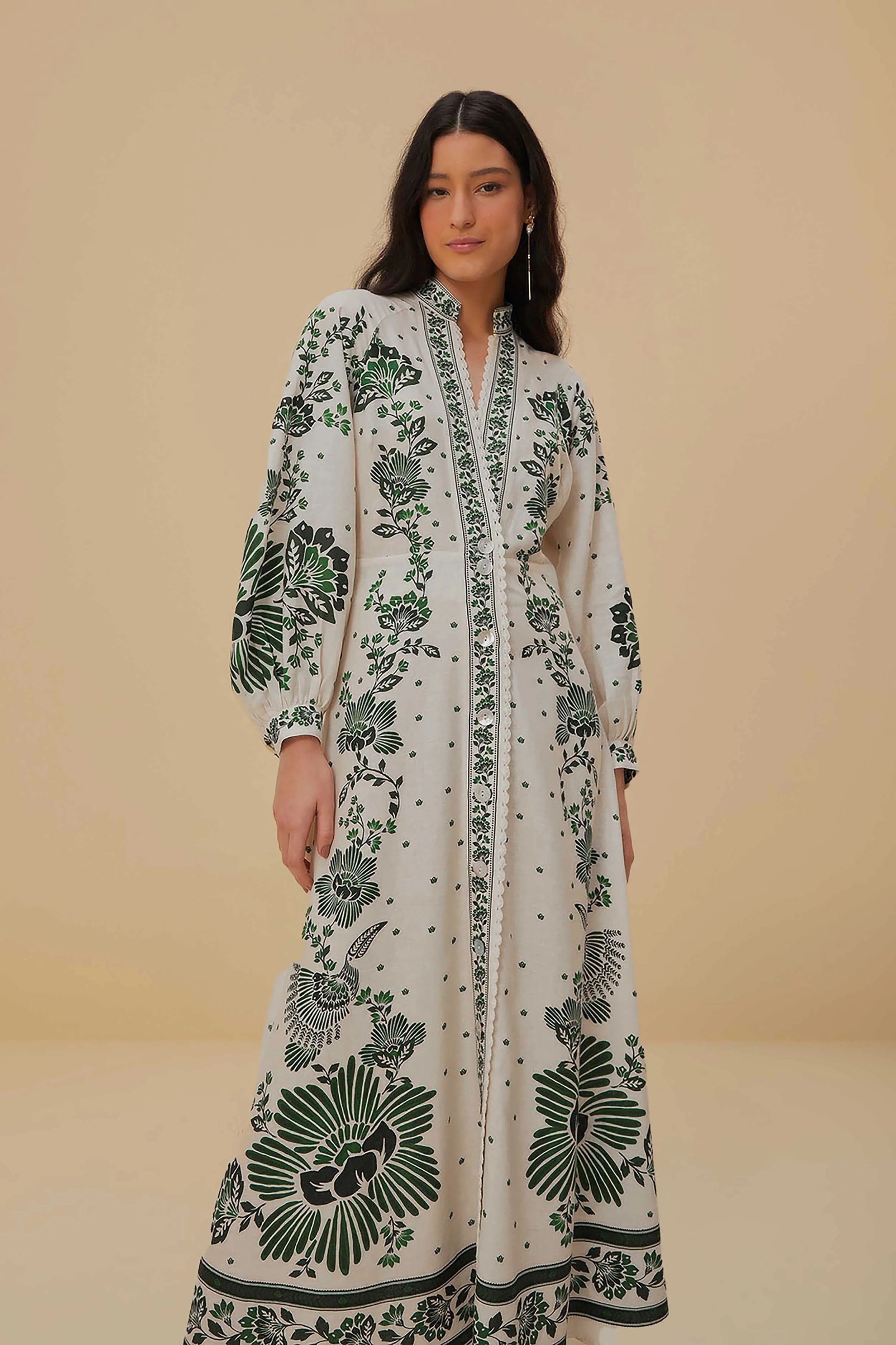 Forest Soul Off-White Maxi Dress With its simple and clean design this dress makes a chic statement wherever you go Star Glow
