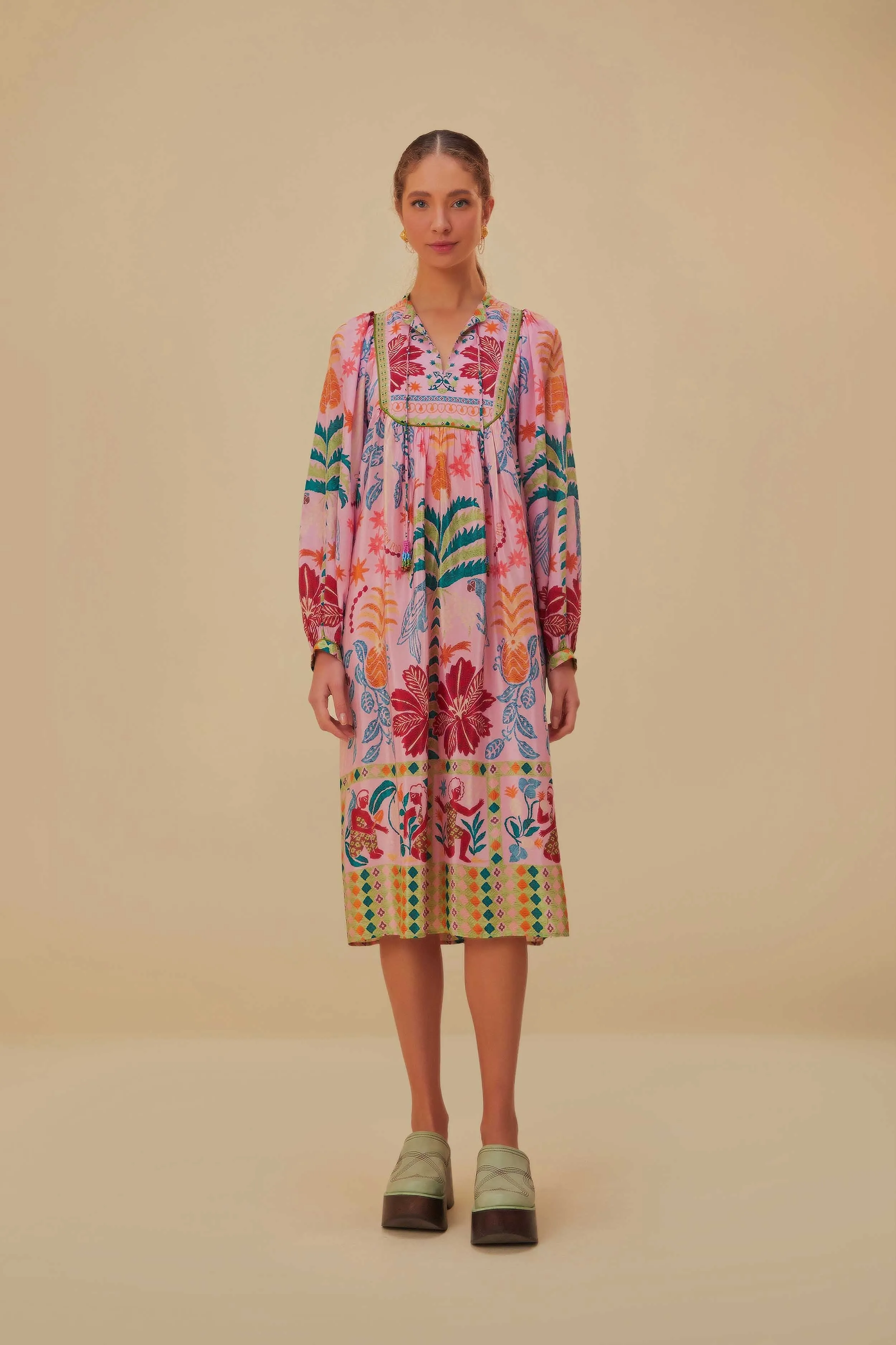 Relaxed fit knee-length piece Cool Shade Pink Fruits Queen Scarf Midi Dress