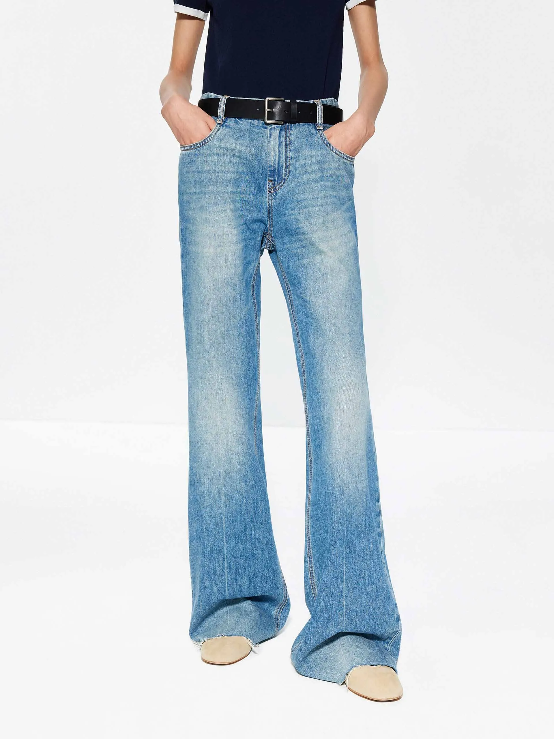 Holiday Vibes Date Night Lightweight Casual Fit Flared Full Length Jeans