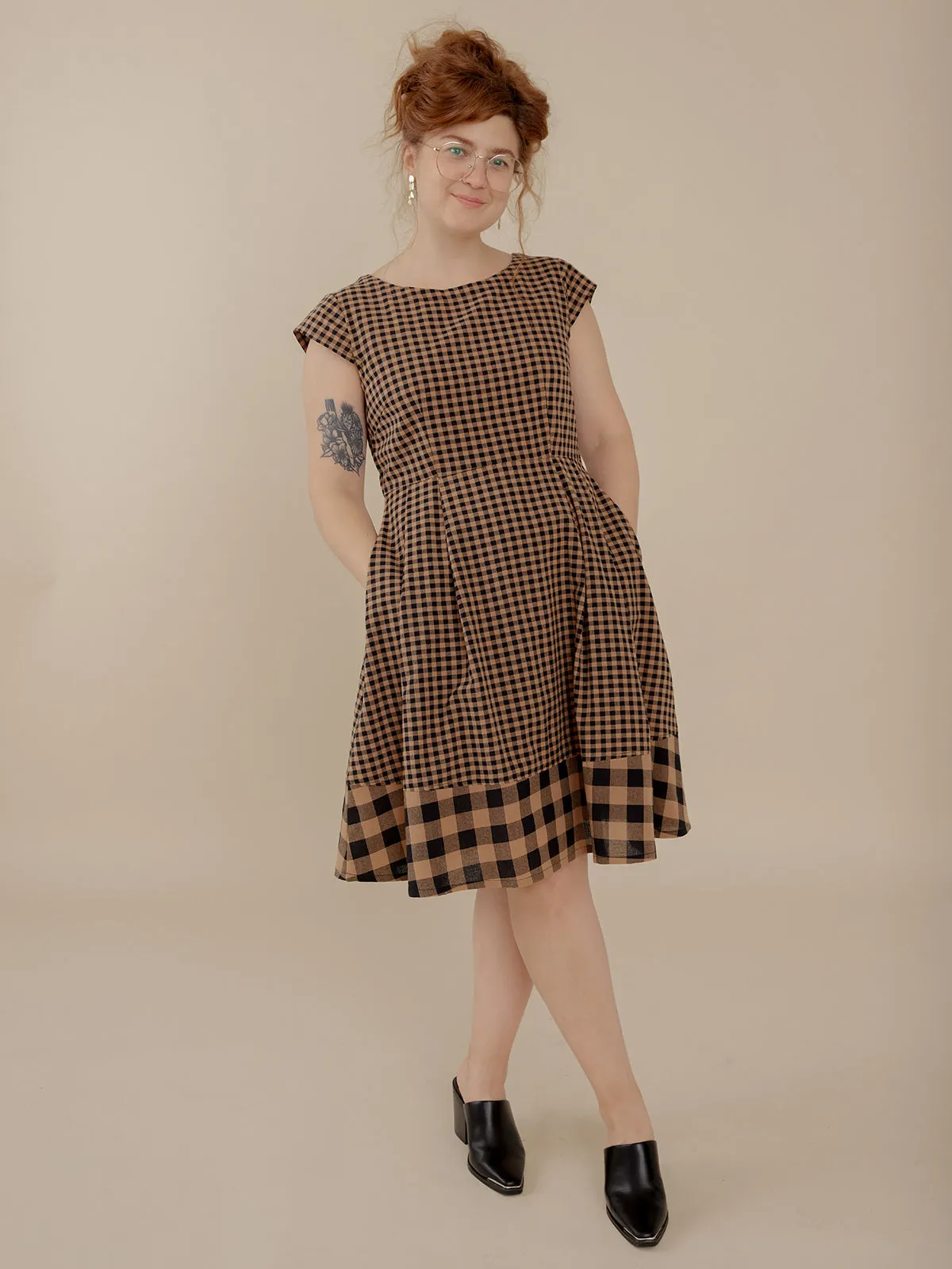 Focus Mood Reinforced Edges Devonshire Dress - Black and Tan Small Gingham